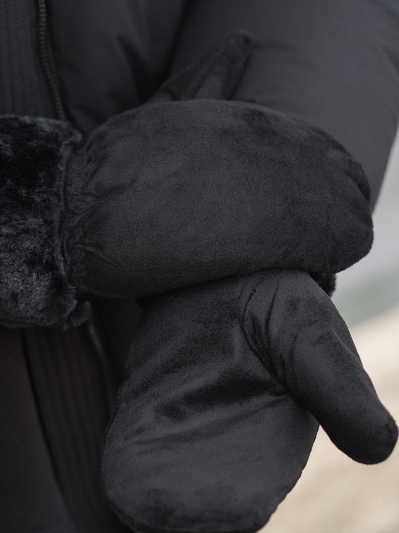 Рукавички Without модель 8049404 Фото