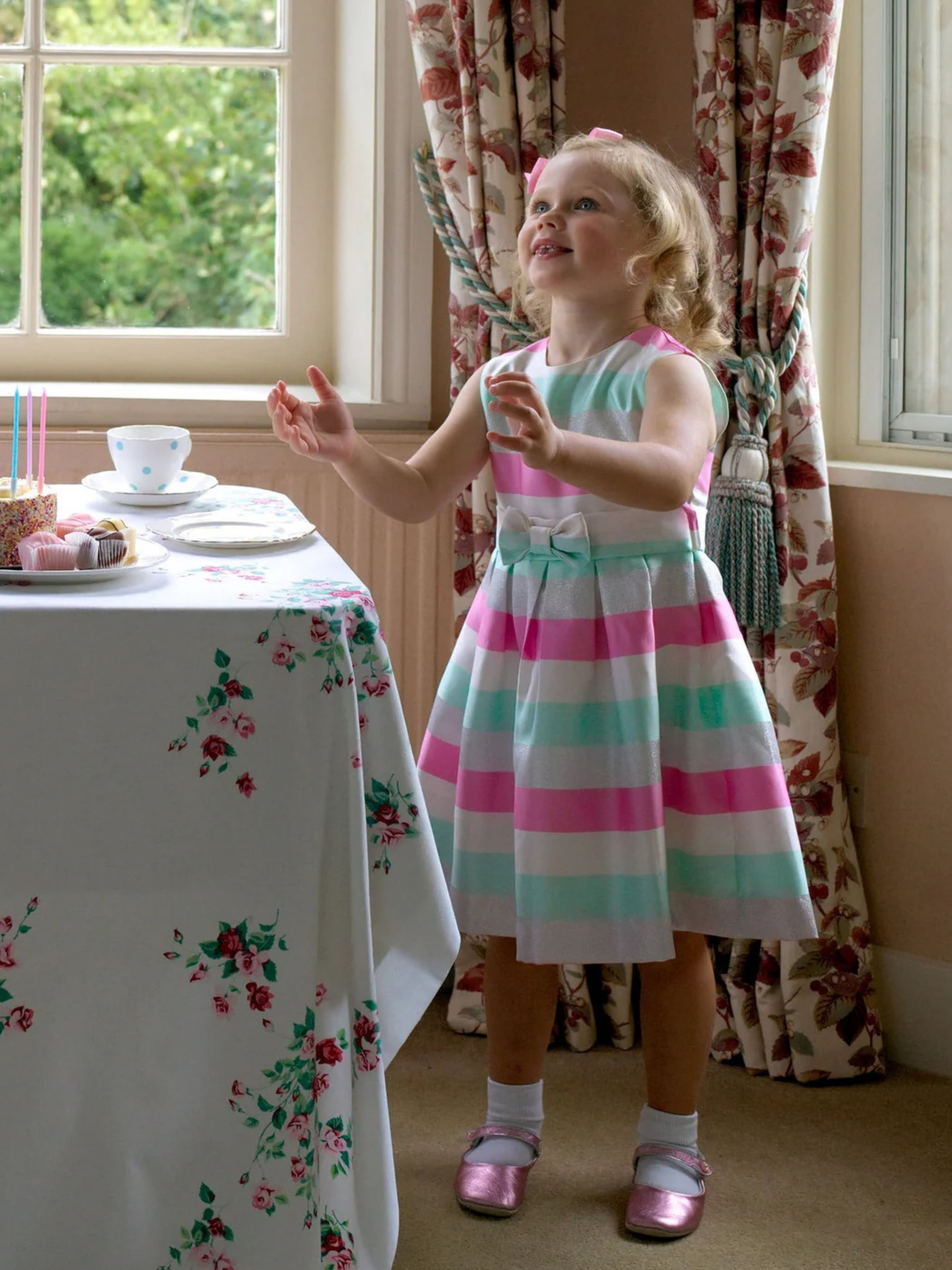 Платье миди Rachel Riley Sparkle Stripe модель GDR170MUAAI-MLT Фото