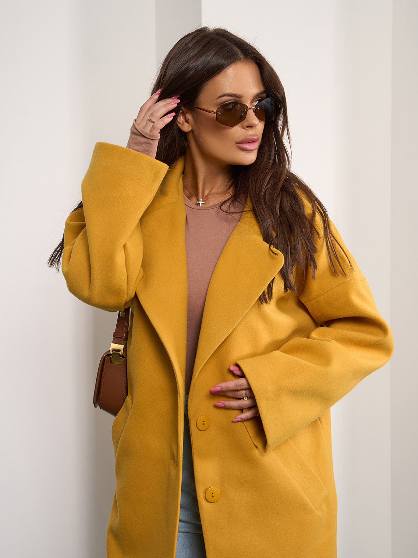 Пальто ISSA Plus модель 13539_горчичный Фото