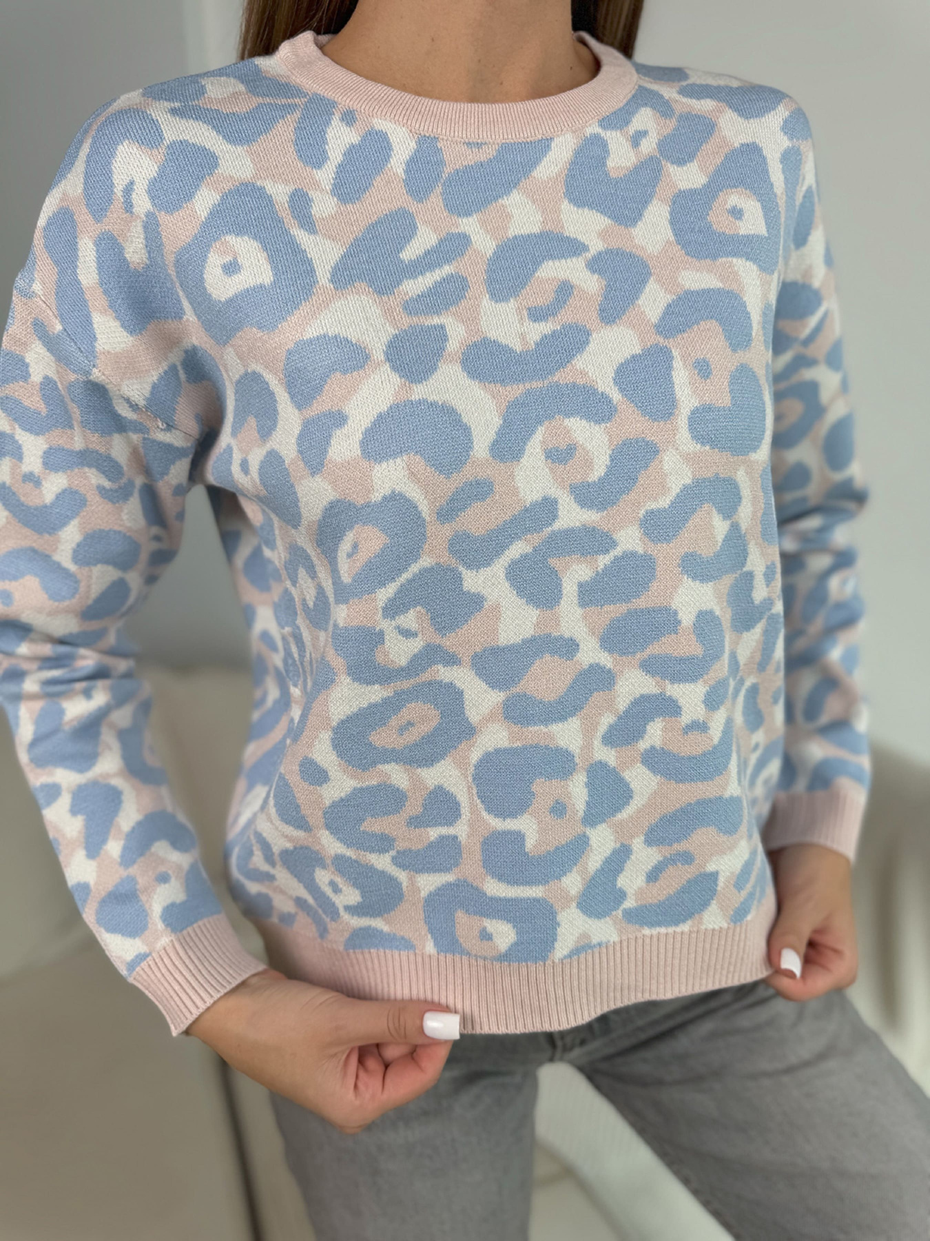 Джемпер ISSA Plus модель WN20-668_голубой_розовый Фото