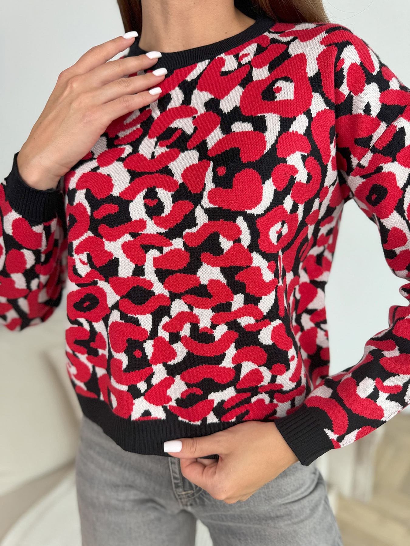 Джемпер ISSA Plus модель WN20-668_красный_черный Джемпер ISSA Plus модель WN20-668_красный_черный Фото