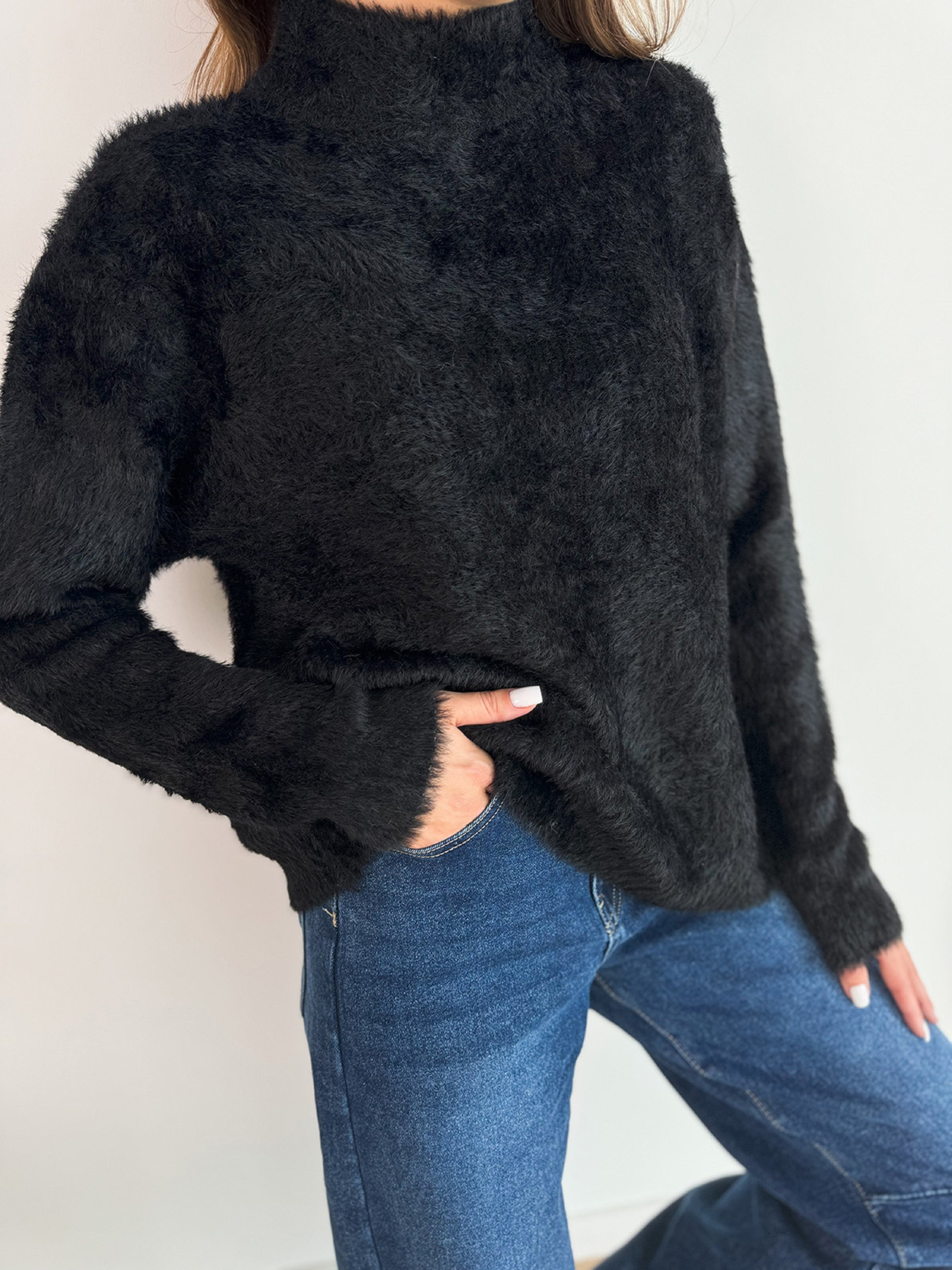 Светр ISSA Plus модель WN20-681_черный Фото