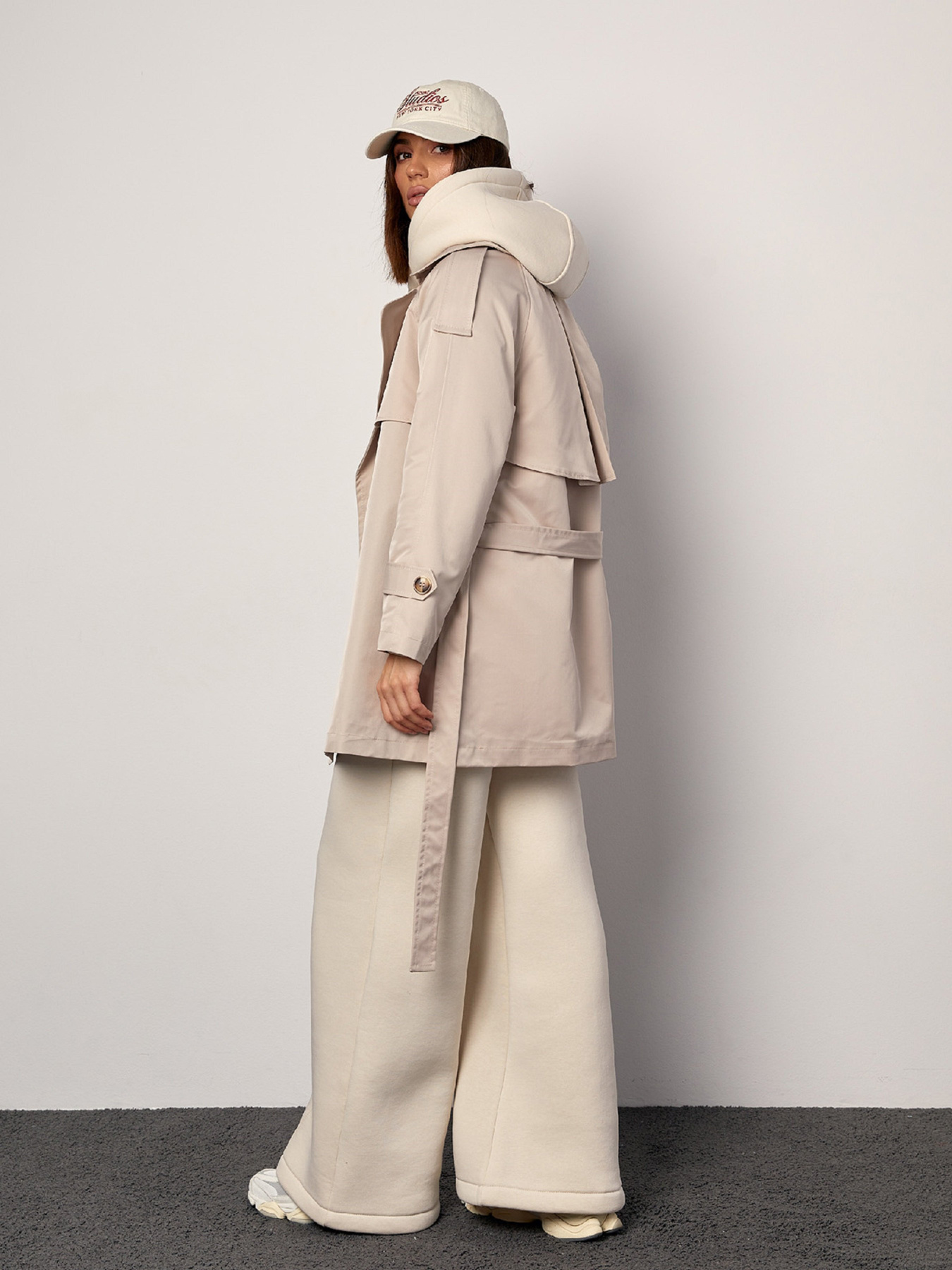 Тренч ISSA Plus модель 14869_светло_бежевый Фото