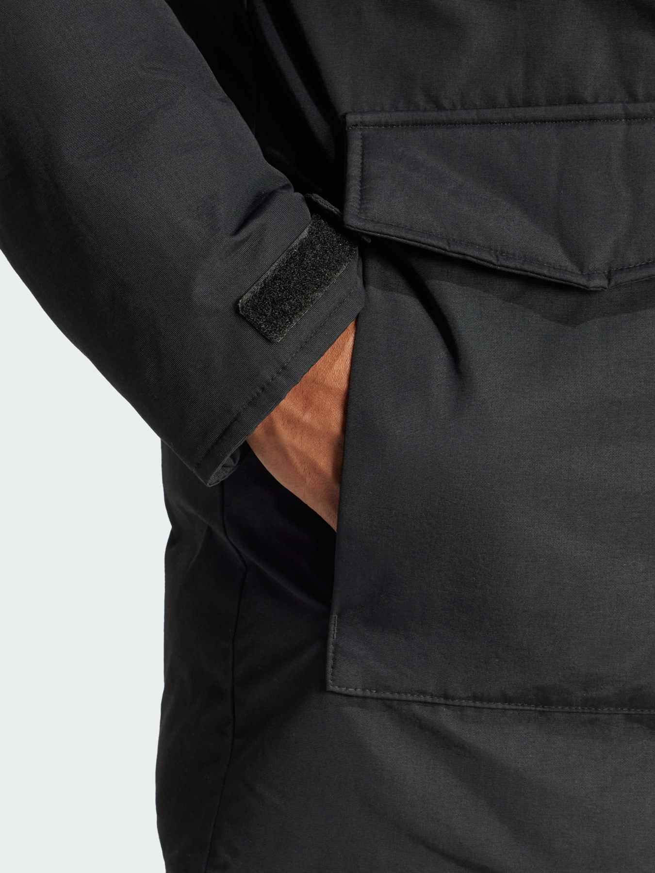 Парка Adidas модель IX8888 Парка Adidas модель IX8888 Фото