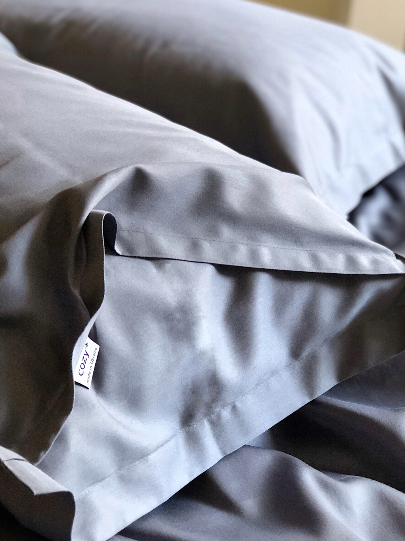 Комплект постільної білизни класичний темно-сірий Cozy модель 8047803 Фото