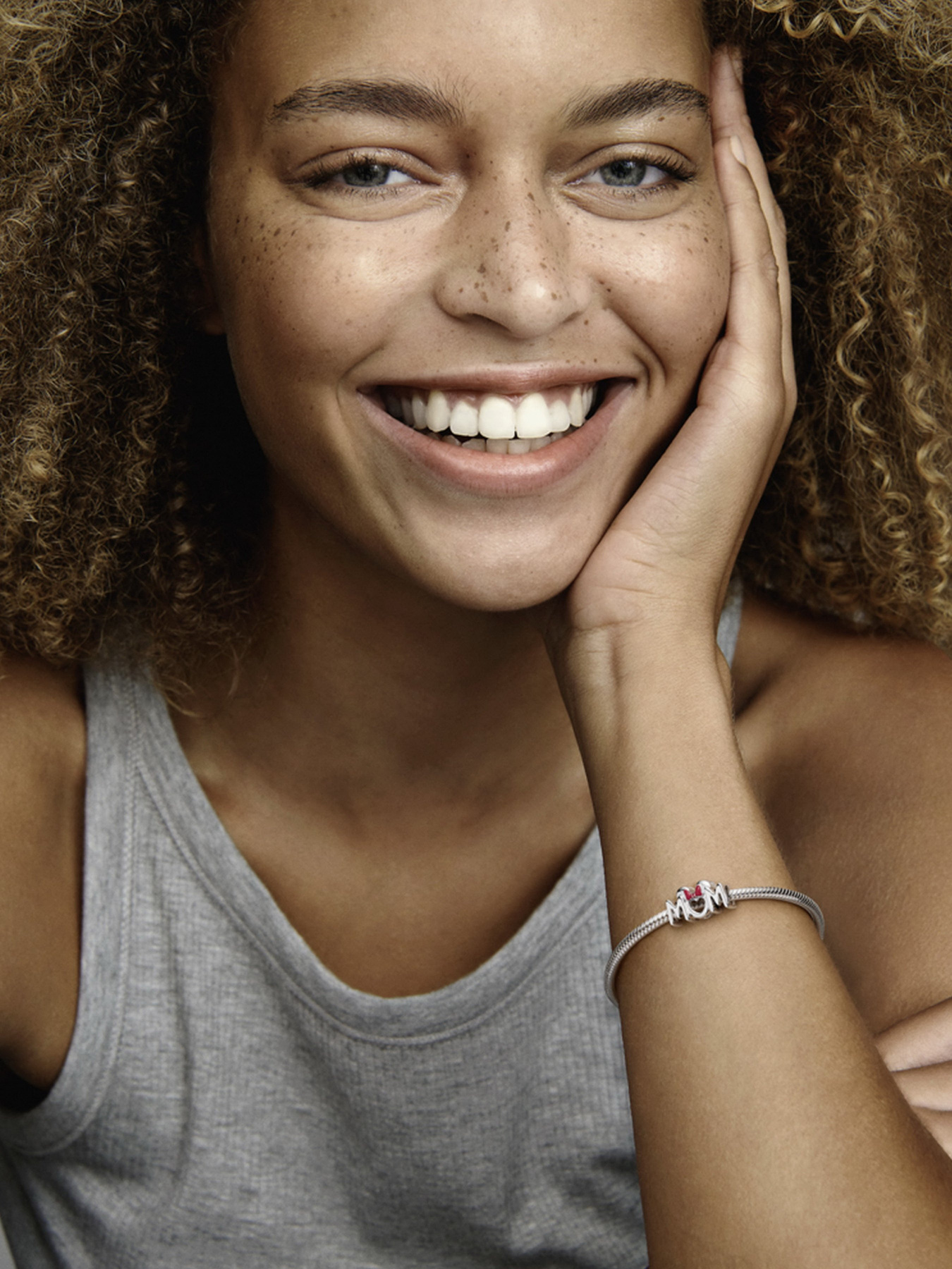 Классические PANDORA Moments модель 799363C01 Фото