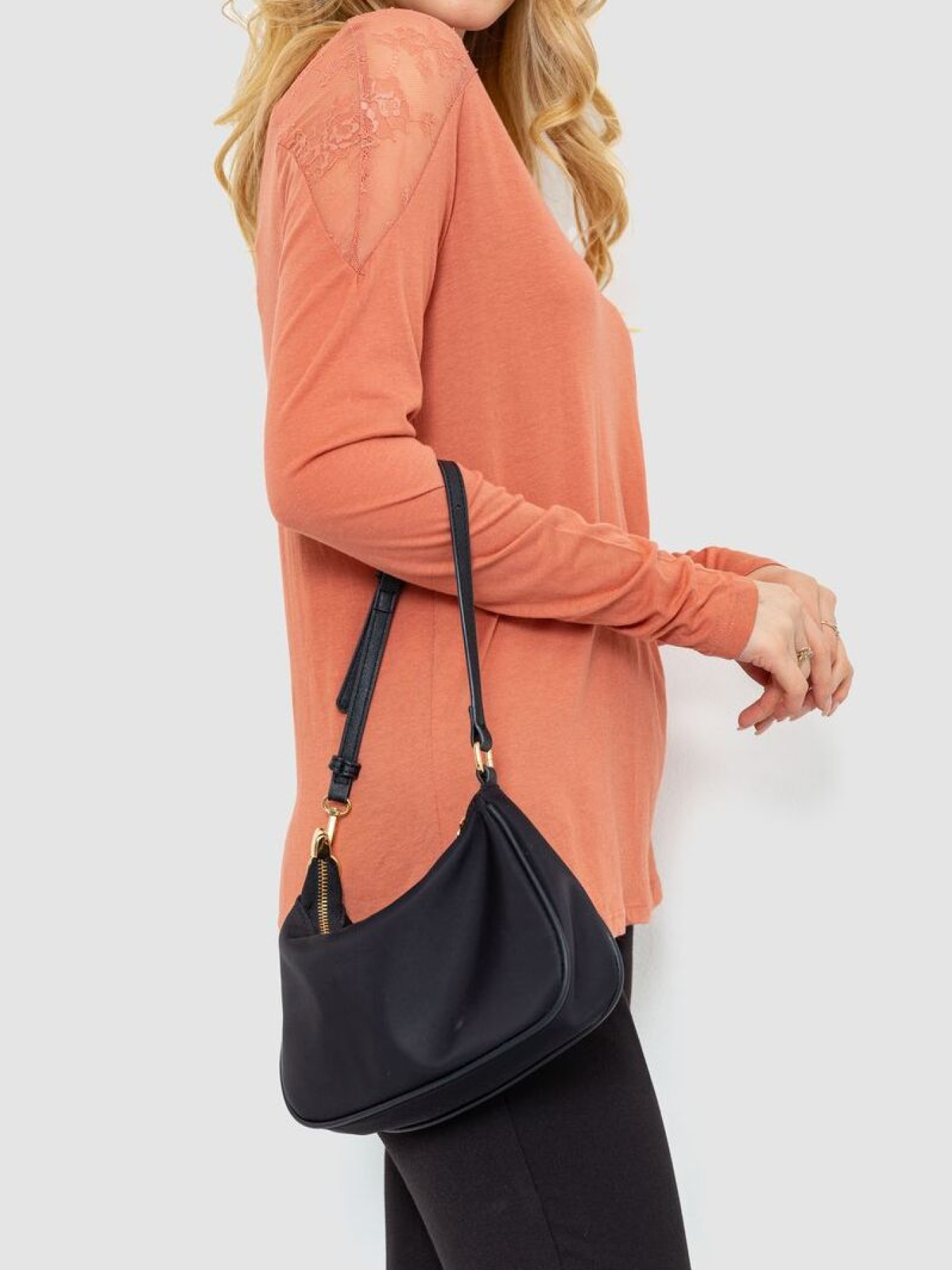 Лонгслів Ager модель У-1128217::000000238 Фото