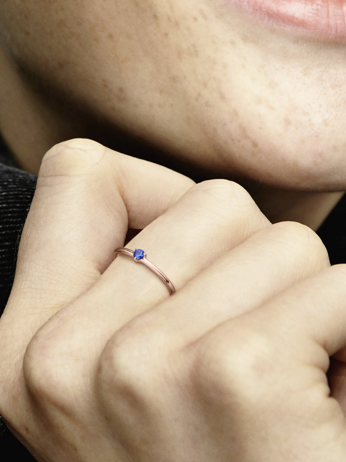 Кольца PANDORA Moments модель 189259C04 Фото