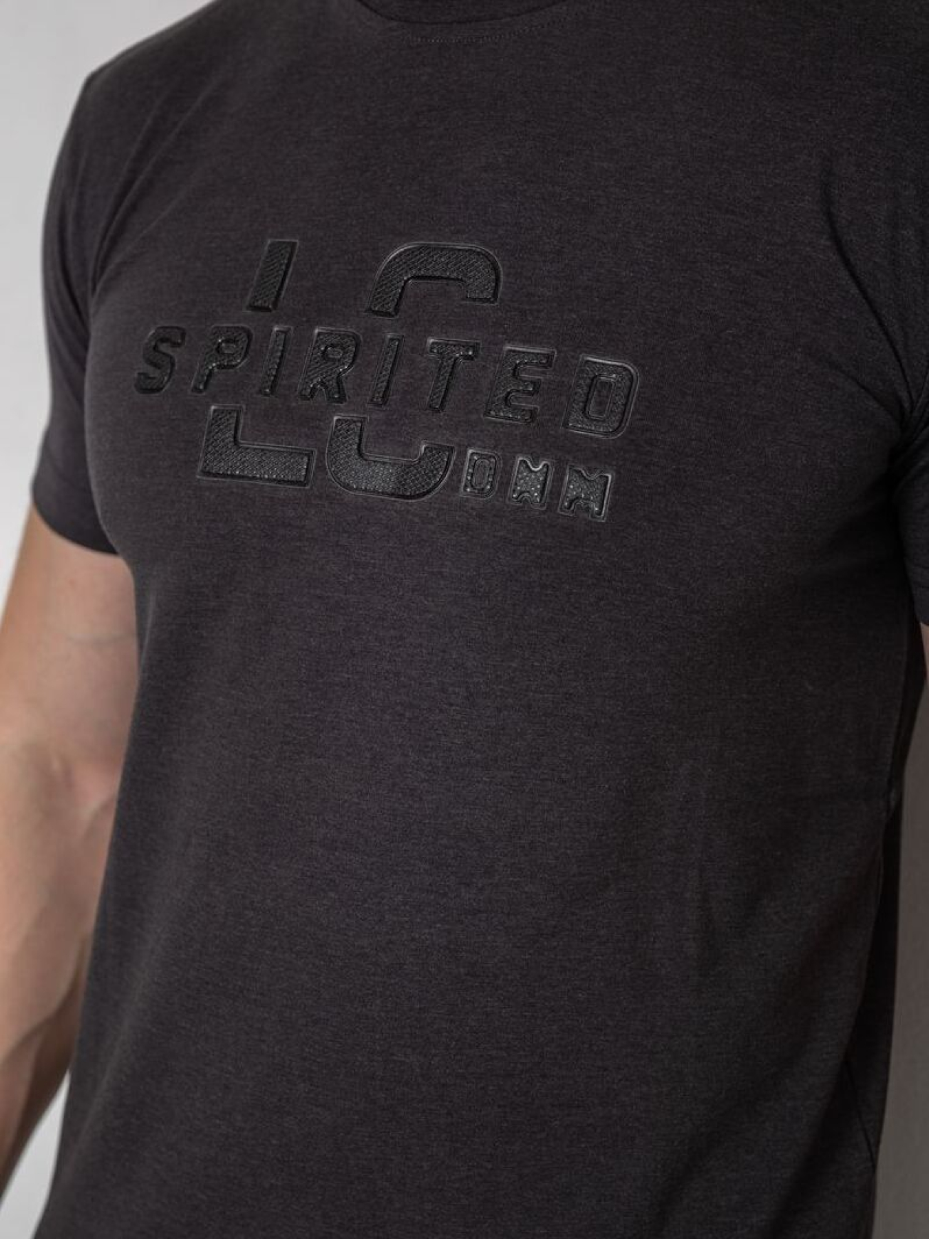 Футболка Ager модель У-1131173::000000087 Фото