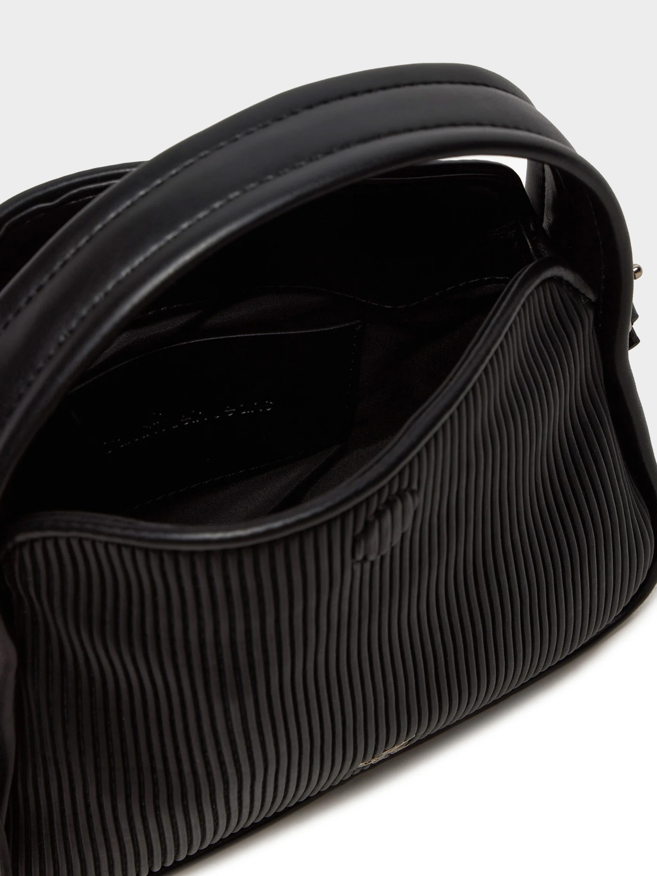 Сумки Calvin Klein модель K60K612734-BEH Фото