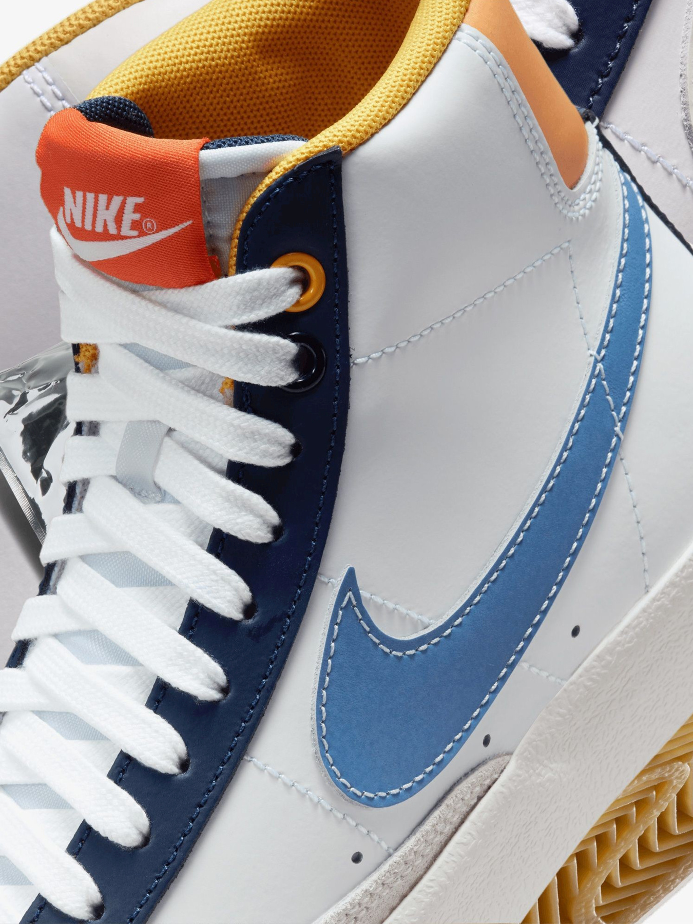 Кеды высокие NIKE модель FN6966.100 Фото