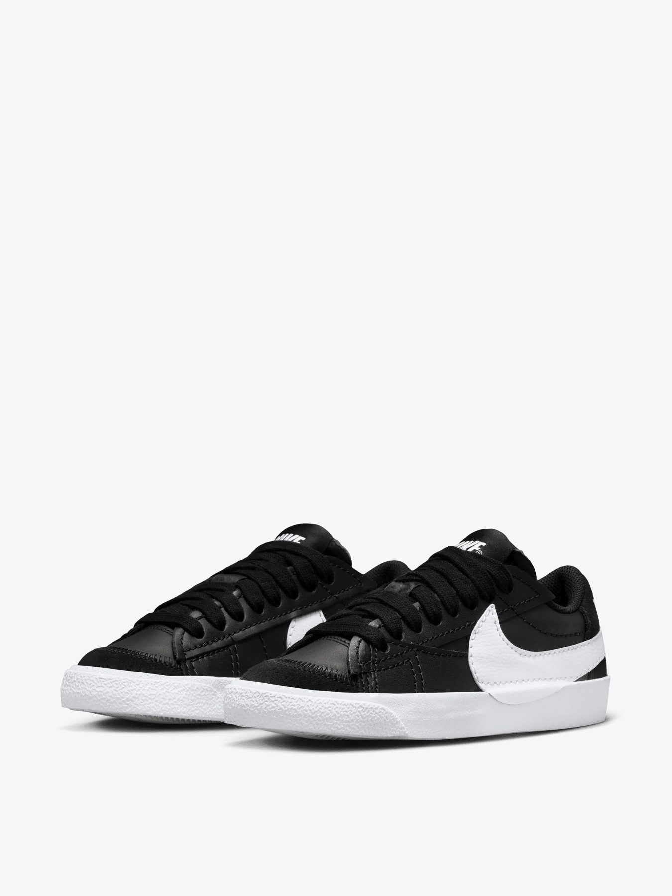 Кеди низькі NIKE модель DQ1470.002 Фото