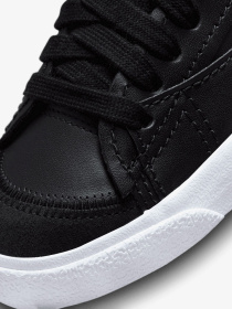 Кеди низькі NIKE модель DQ1470.002 Фото