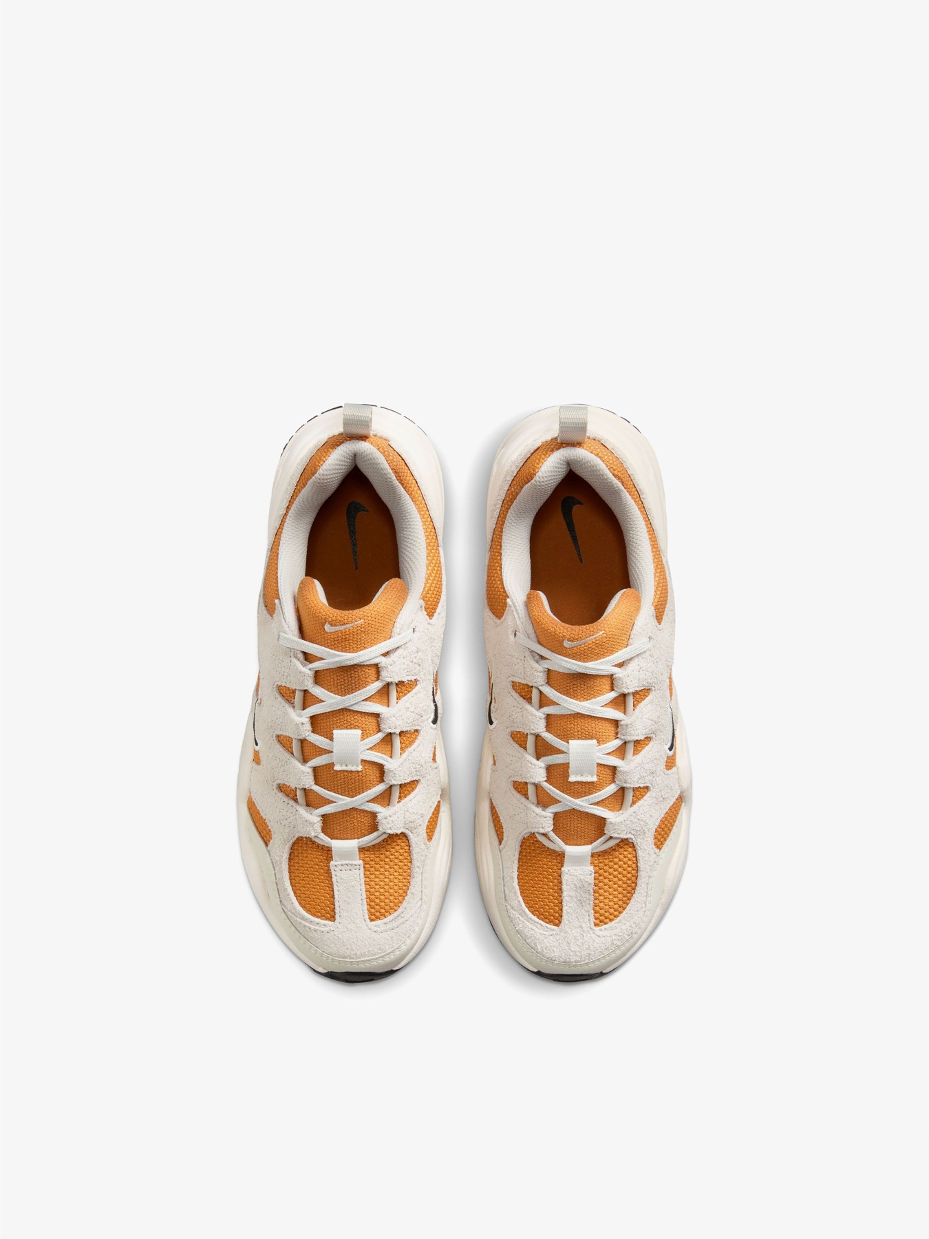 Кросівки NIKE Tech Hera модель DR9761.800 Фото