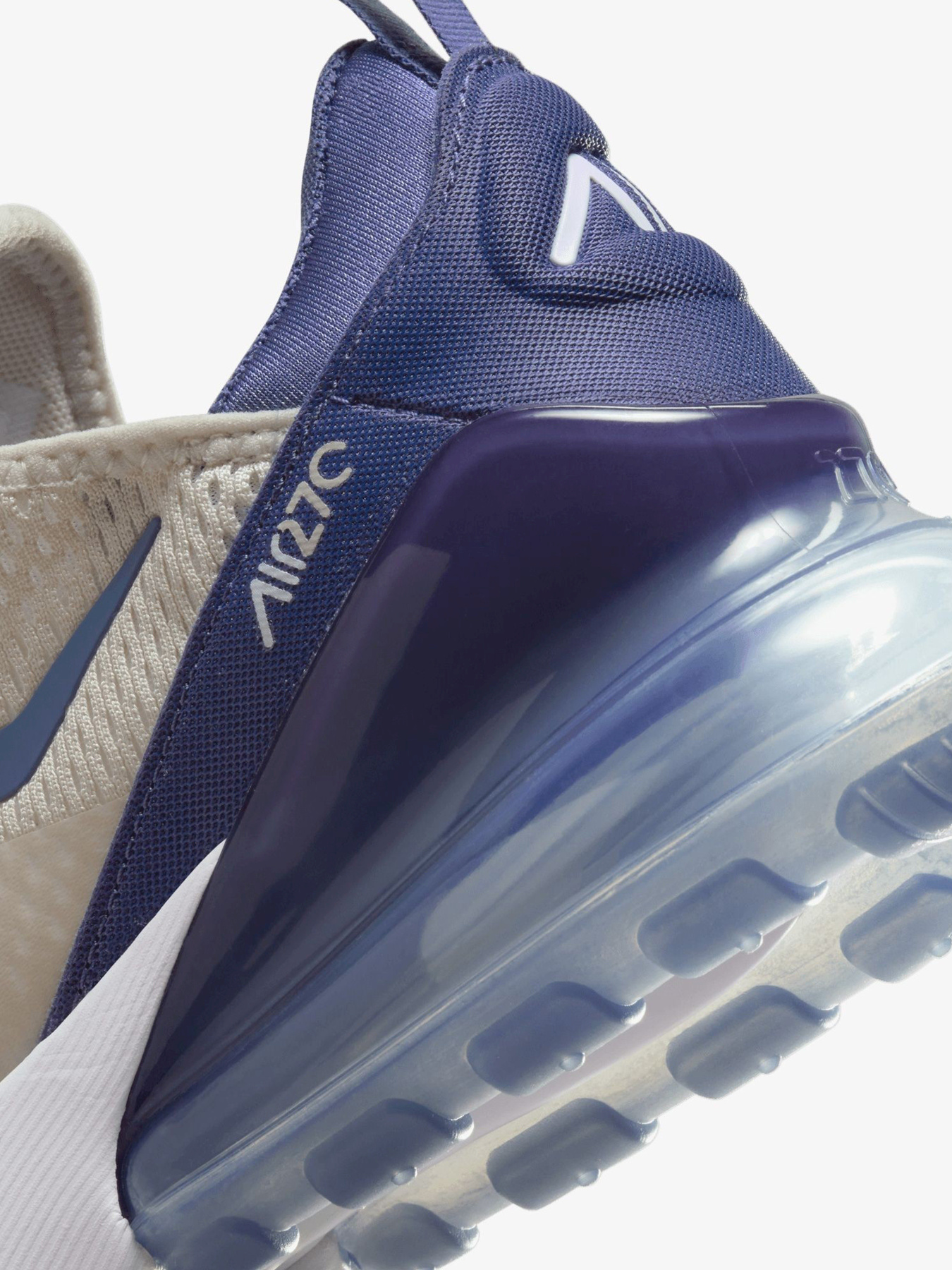 Кроссовки повседневные NIKE Air Max 270 модель FQ8783.072 Фото