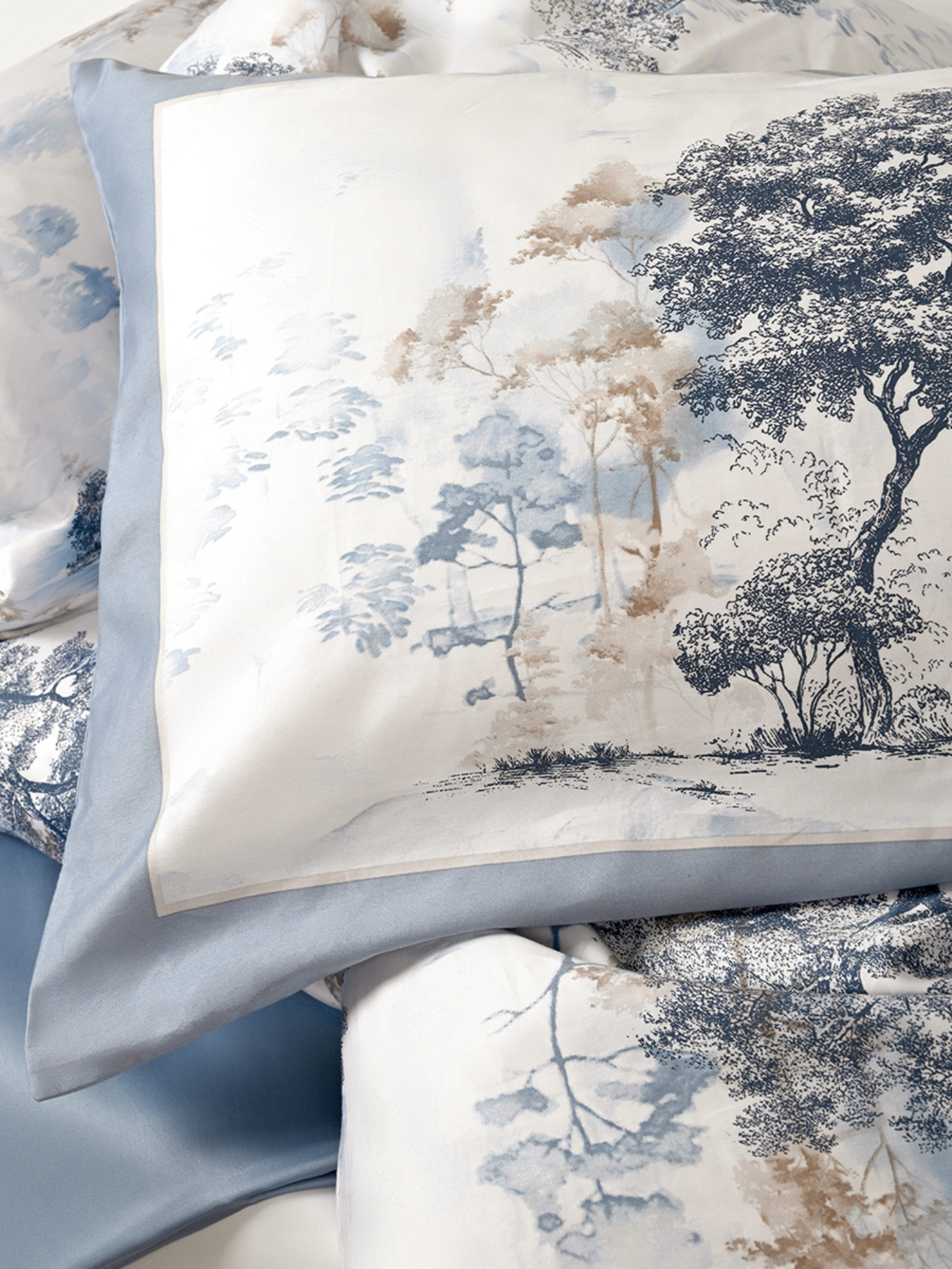 Наволочка "Магія лісу" з натурального сатину MBM HOME модель BL-P-01 BLUE/WHITE Фото