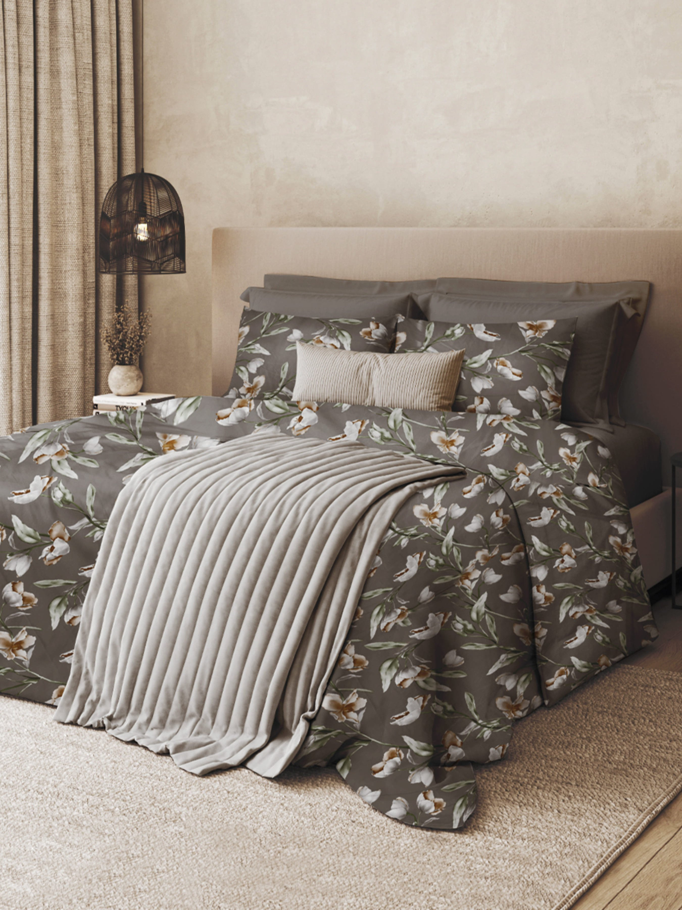 Наволочка "Весенний цвет" из натурального сатина MBM MY HOME модель BL-P-03 GRAY/PRINT Фото