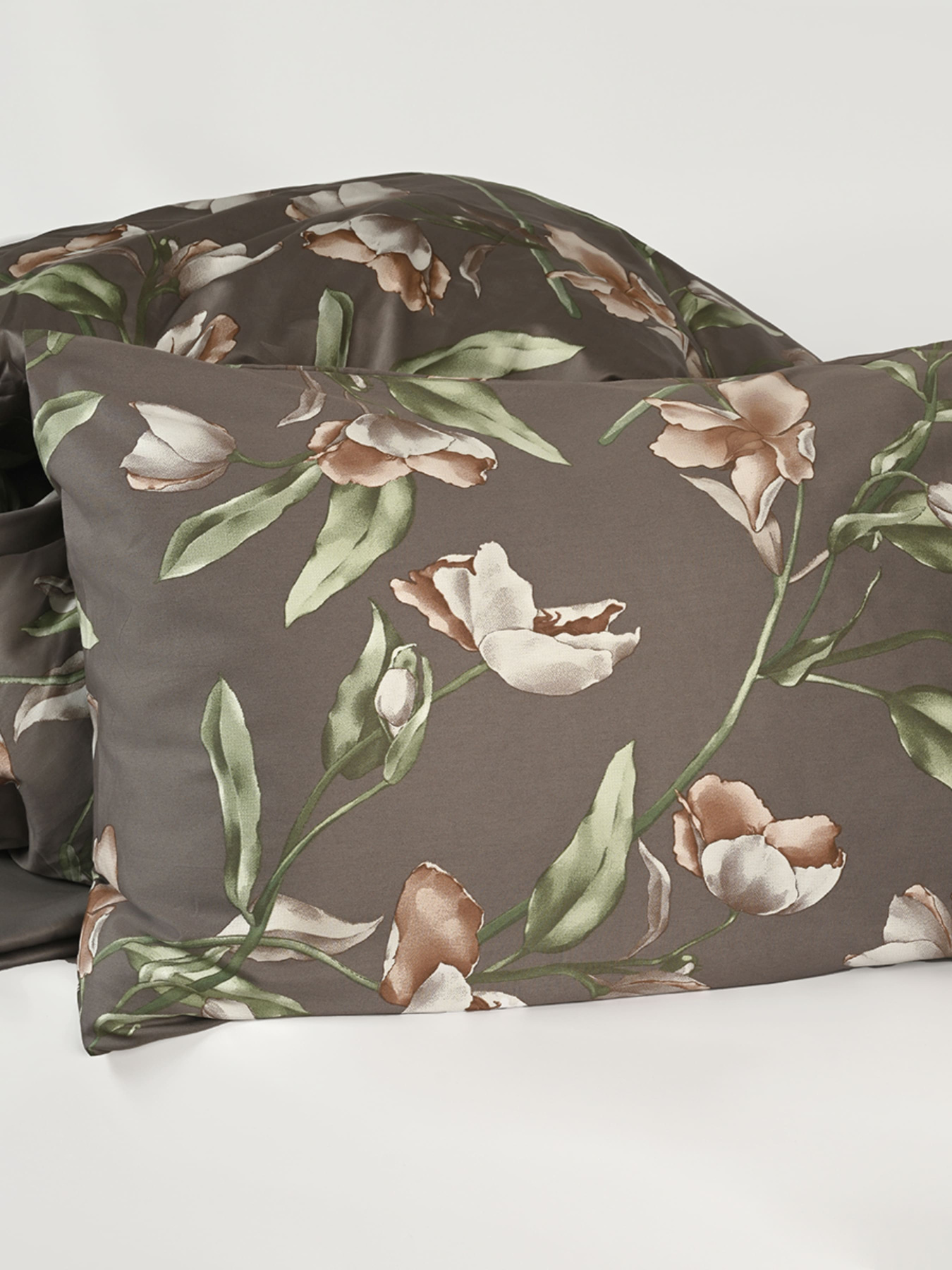 Наволочка "Весняний цвіт" з натурального сатину MBM HOME модель BL-P-03 GRAY/PRINT Фото