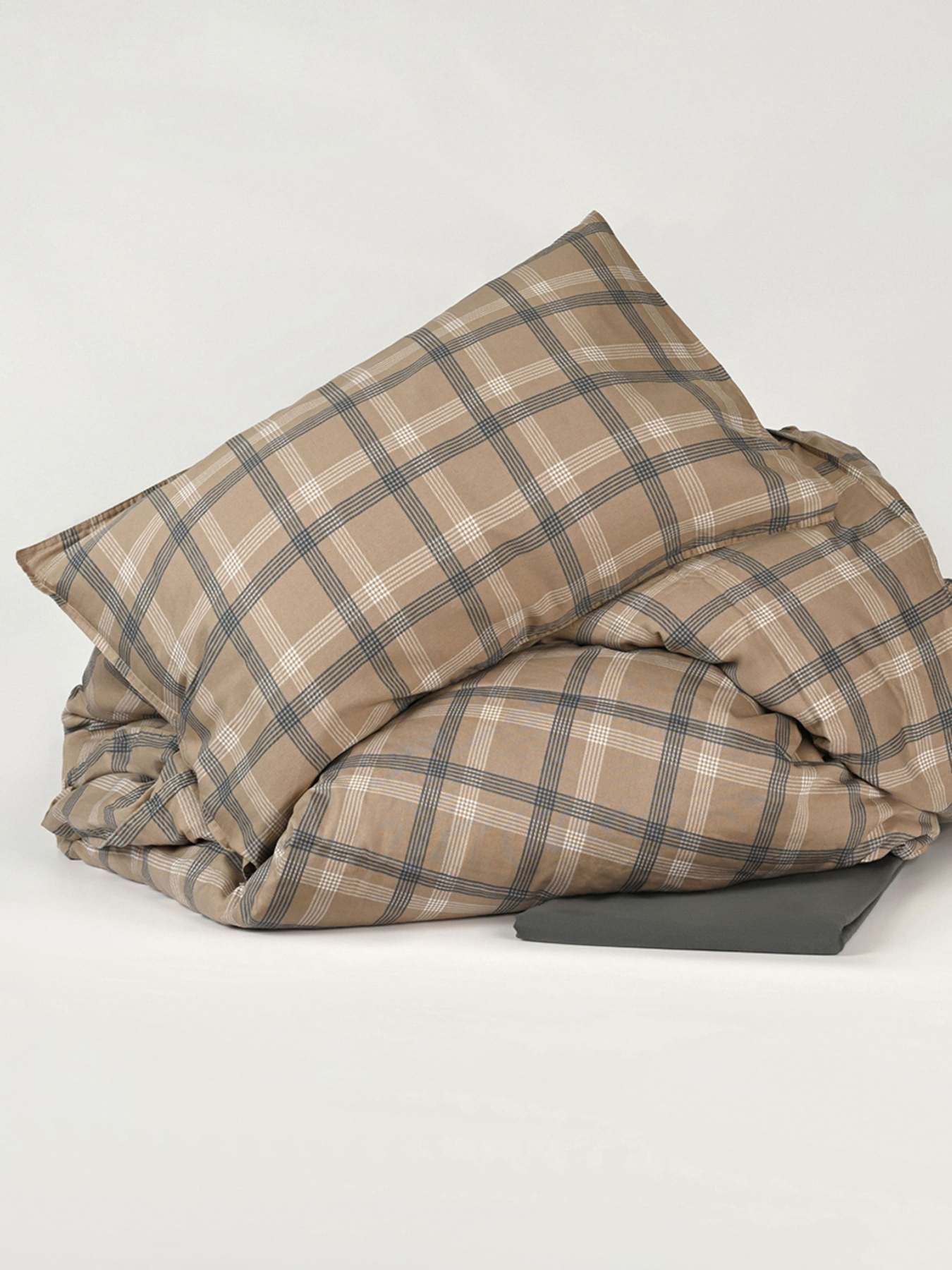 Наволочка "Тартан" из натурального вареного сатина MBM HOME модель BL-P-04 GRAY/BEIGE Наволочка "Тартан" из натурального вареного сатина MBM HOME модель BL-P-04 GRAY/BEIGE Фото