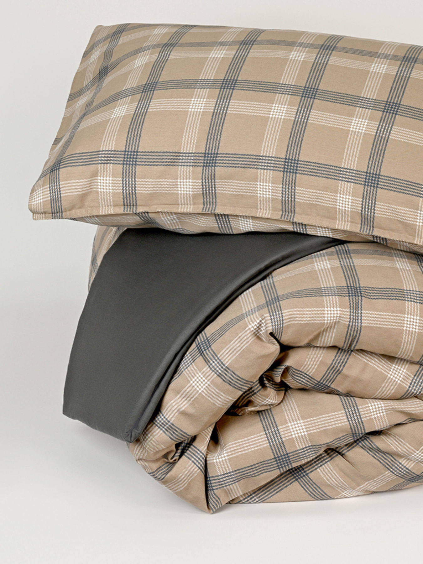 Простынь "Тартан" из натурального вареного сатина MBM HOME модель BL-FS-07/08 GRAY Фото