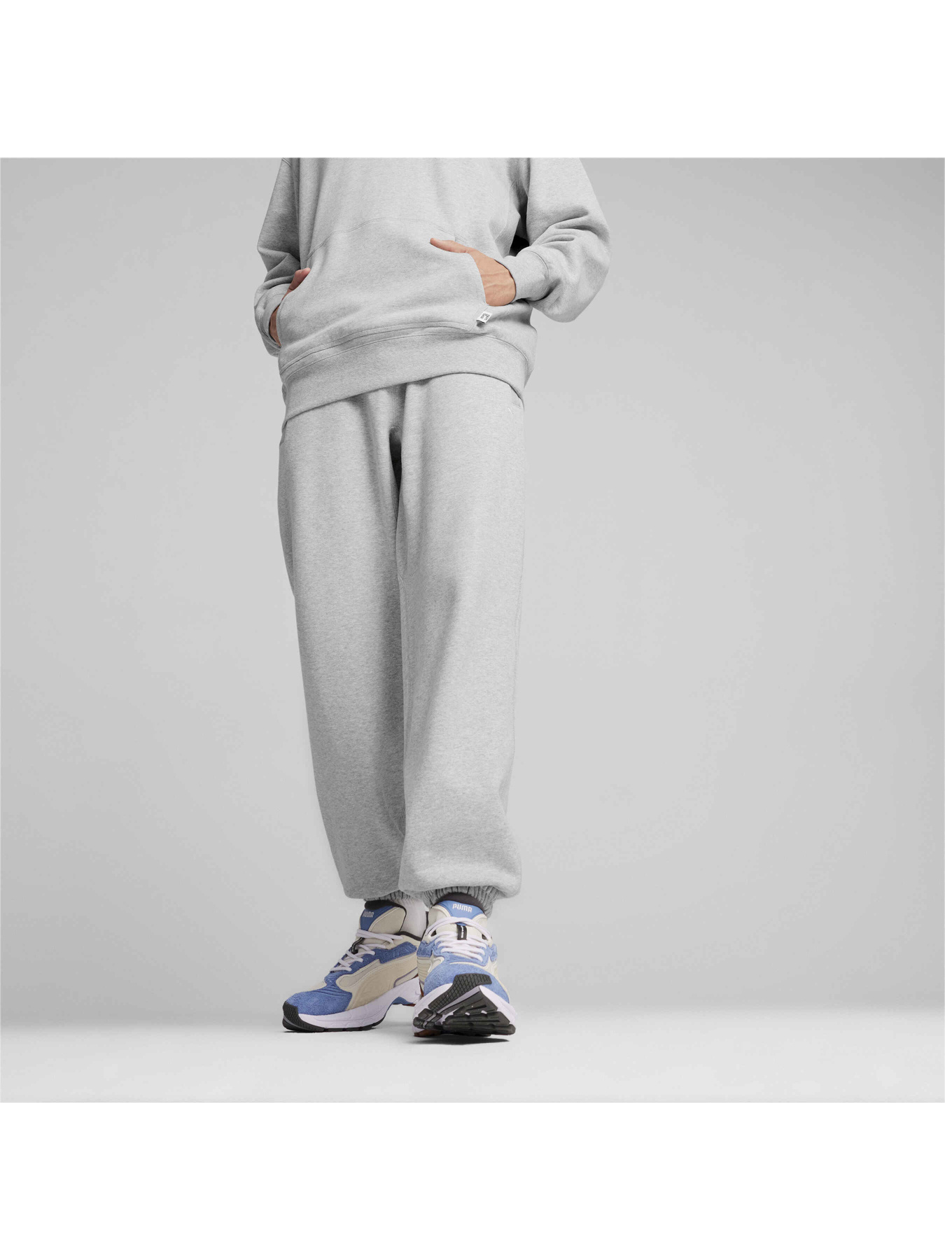 Штаны спортивные PUMA Mmq Sweatpants модель 624007 Фото
