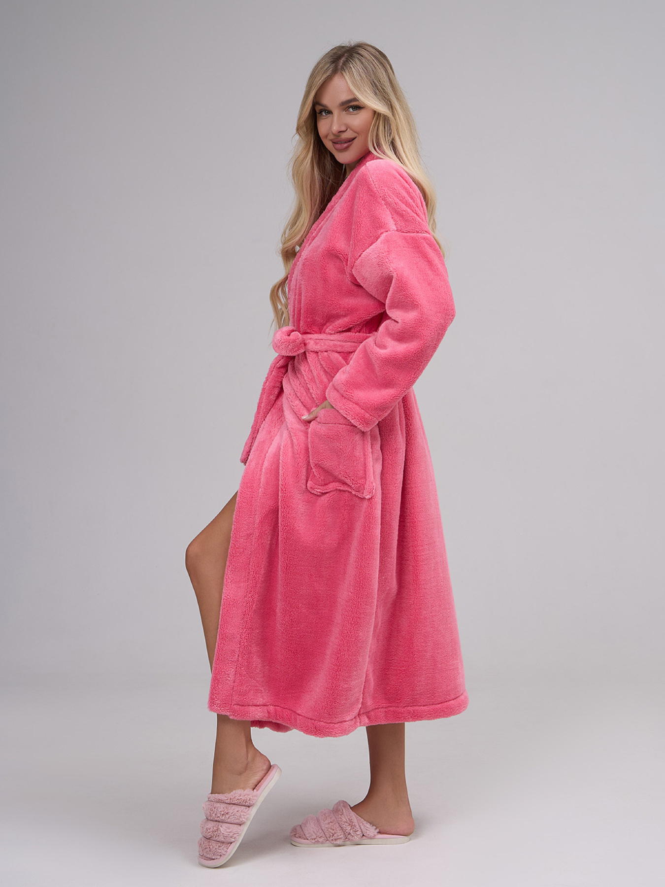 Халат ISSA Plus модель 14867_розовый Халат ISSA Plus модель 14867_розовый Фото