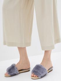 Шльопанці Pretty You London модель Faux Фото