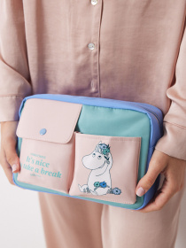Косметичка Moomin колор-блок среднего размера Women'secret модель 4848821-98 Фото
