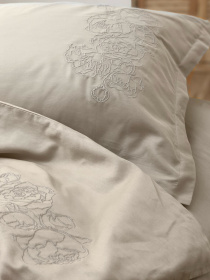 Наволочка лате з вишитими півоніями Cozy модель 8008410 Фото