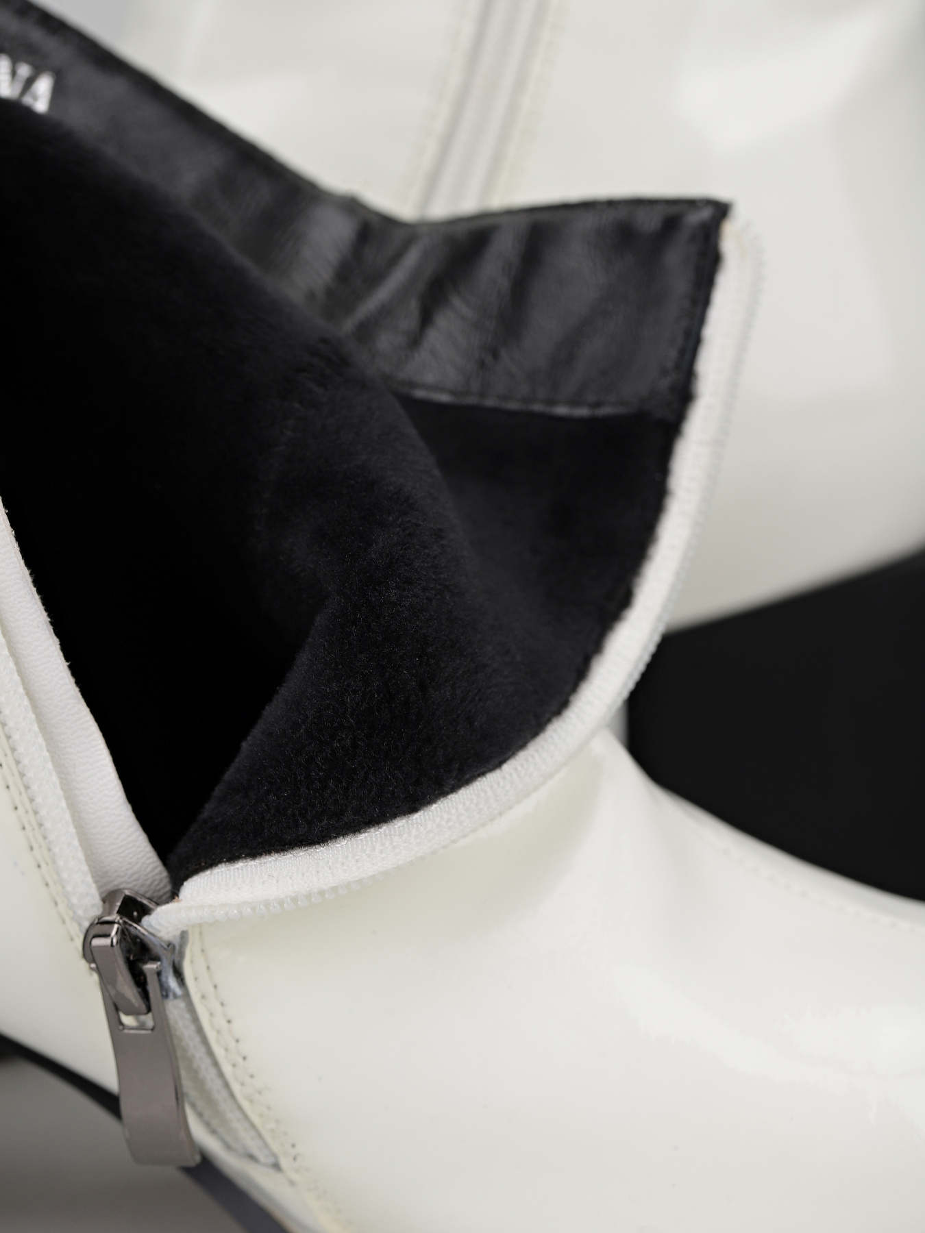 Бoтильоны It-girl модель ZJ-20335-2C-R Фото