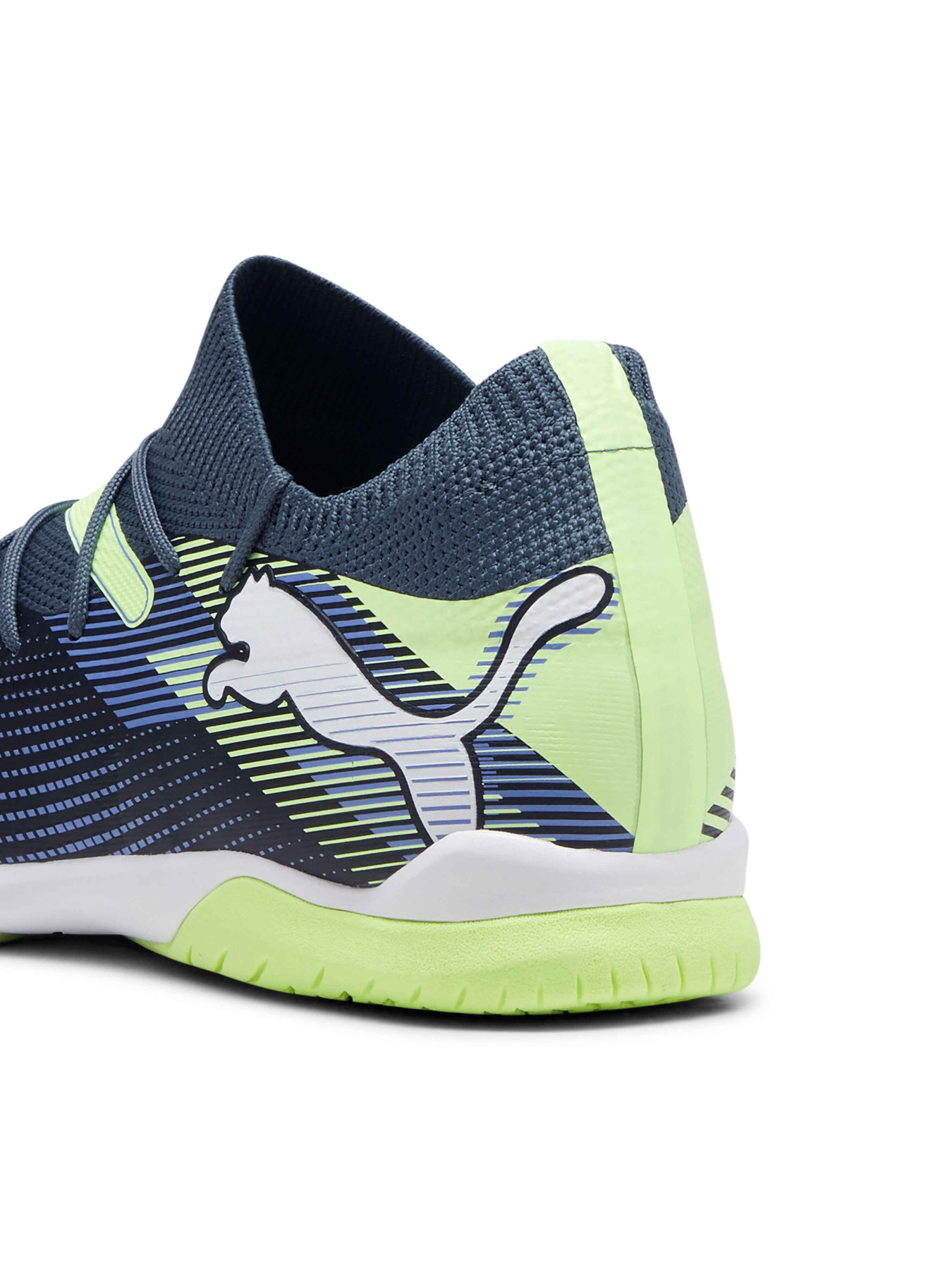 Бутсы PUMA Future 7 Match It модель 107936 Фото