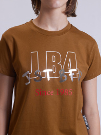 Футболка J.B4 (Just Before) модель 8WF1845 Футболка J.B4 (Just Before) модель 8WF1845 Фото