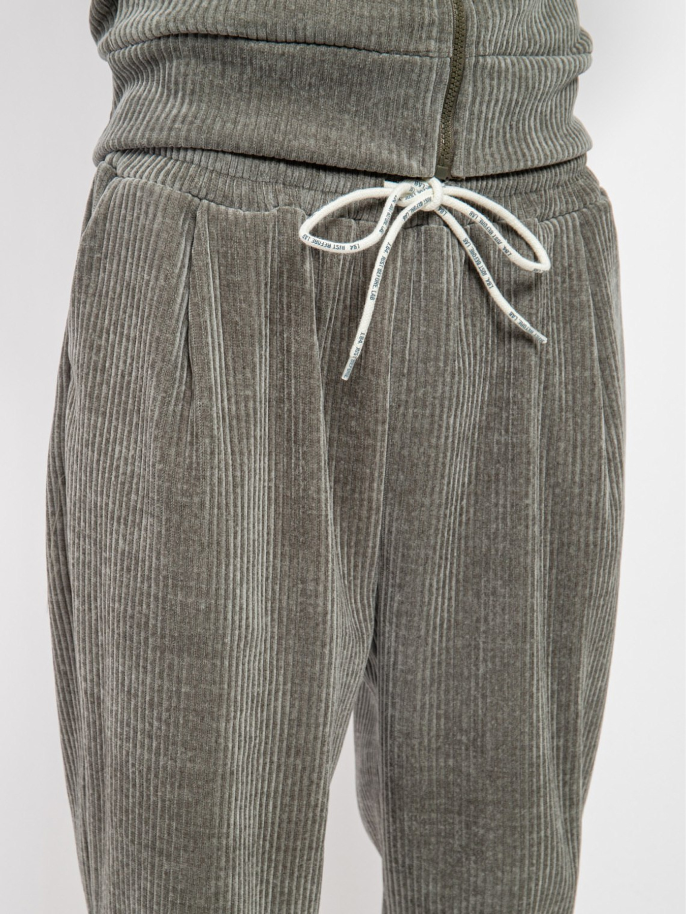 Спортивный костюм J.B4 (Just Before) модель 8MZ9018 Фото