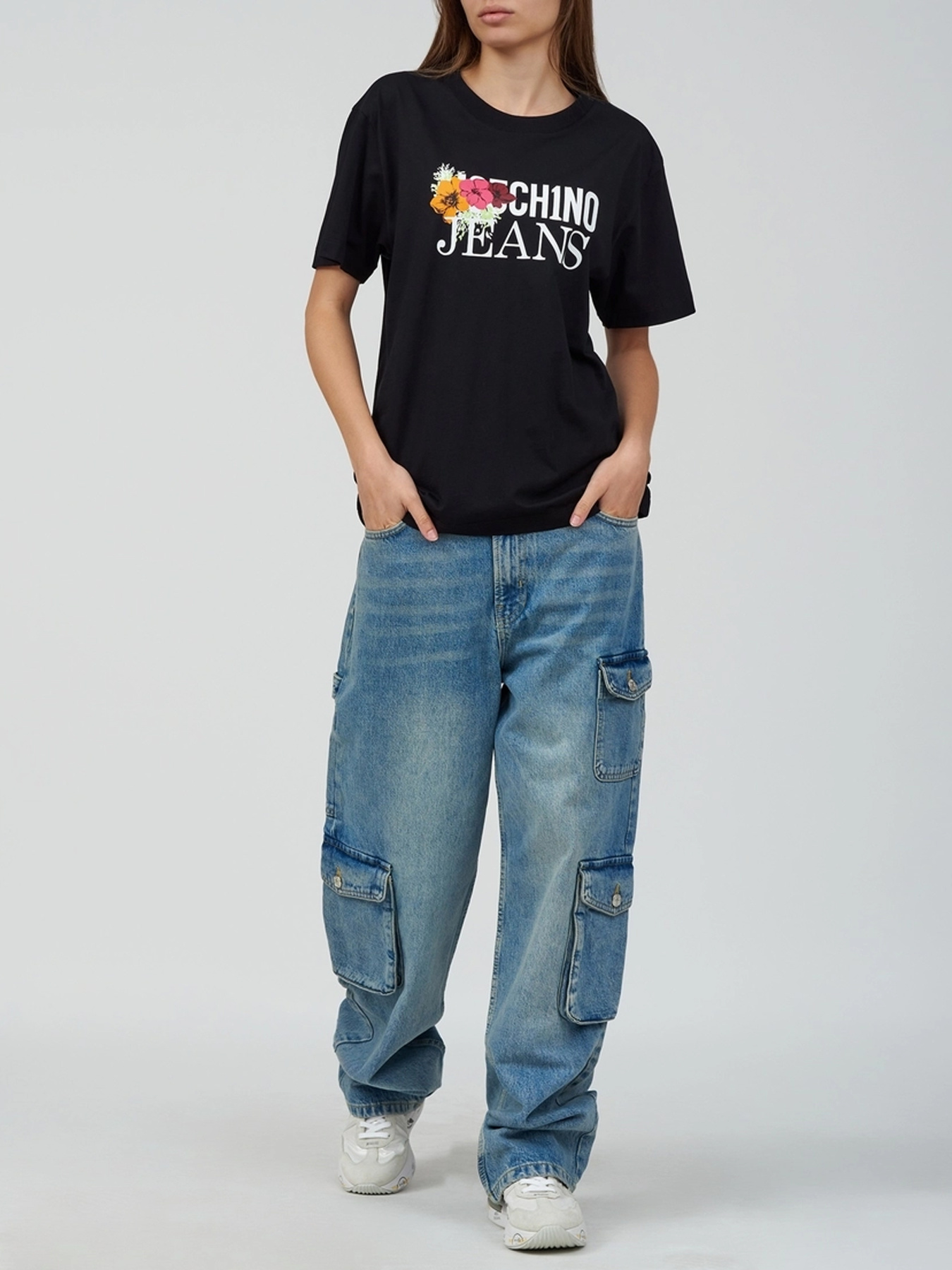 Футболка Moschino модель 242K2A070387335555 Фото