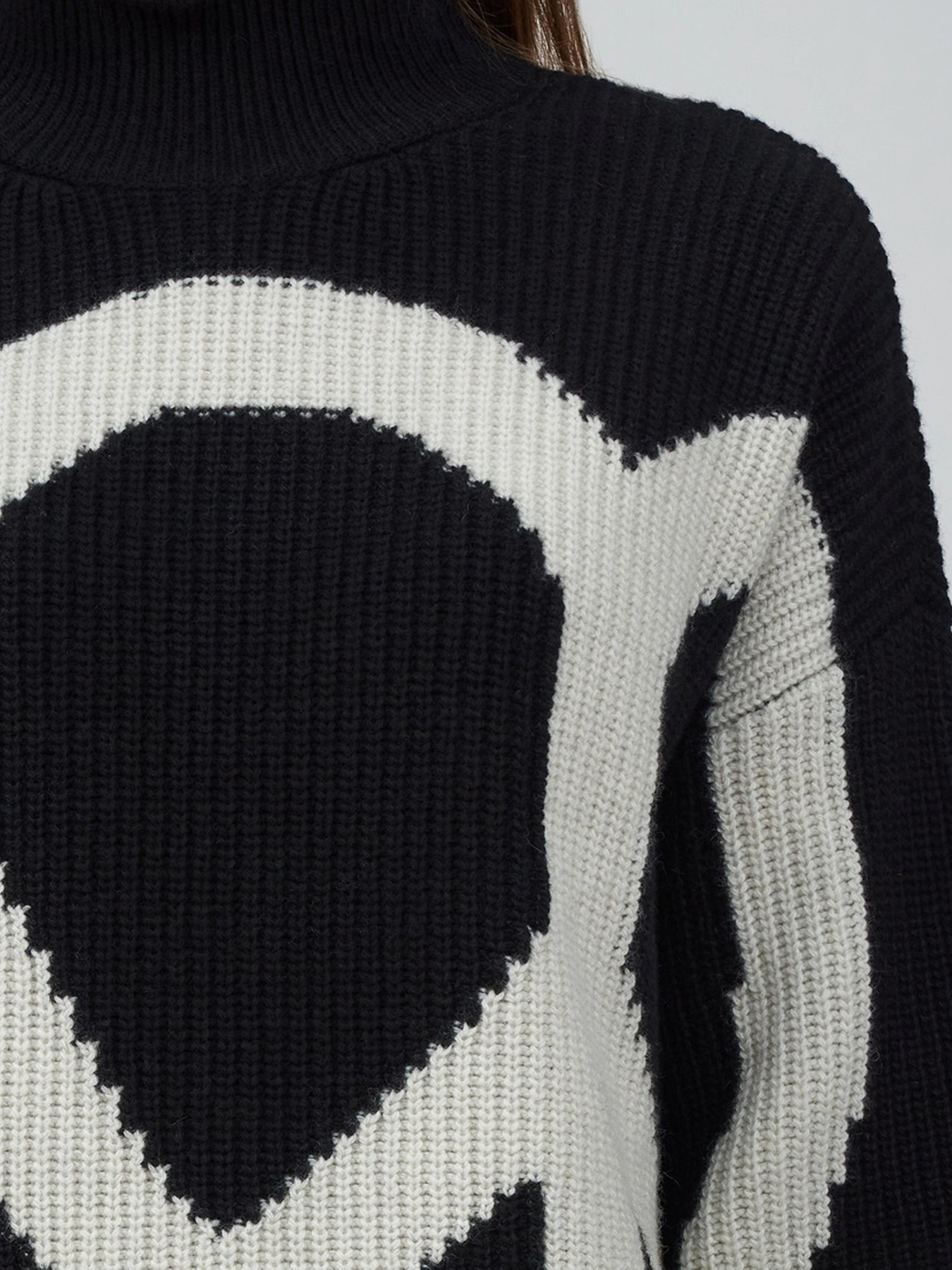 Свитер Moschino модель 242K2A092987062555 Фото