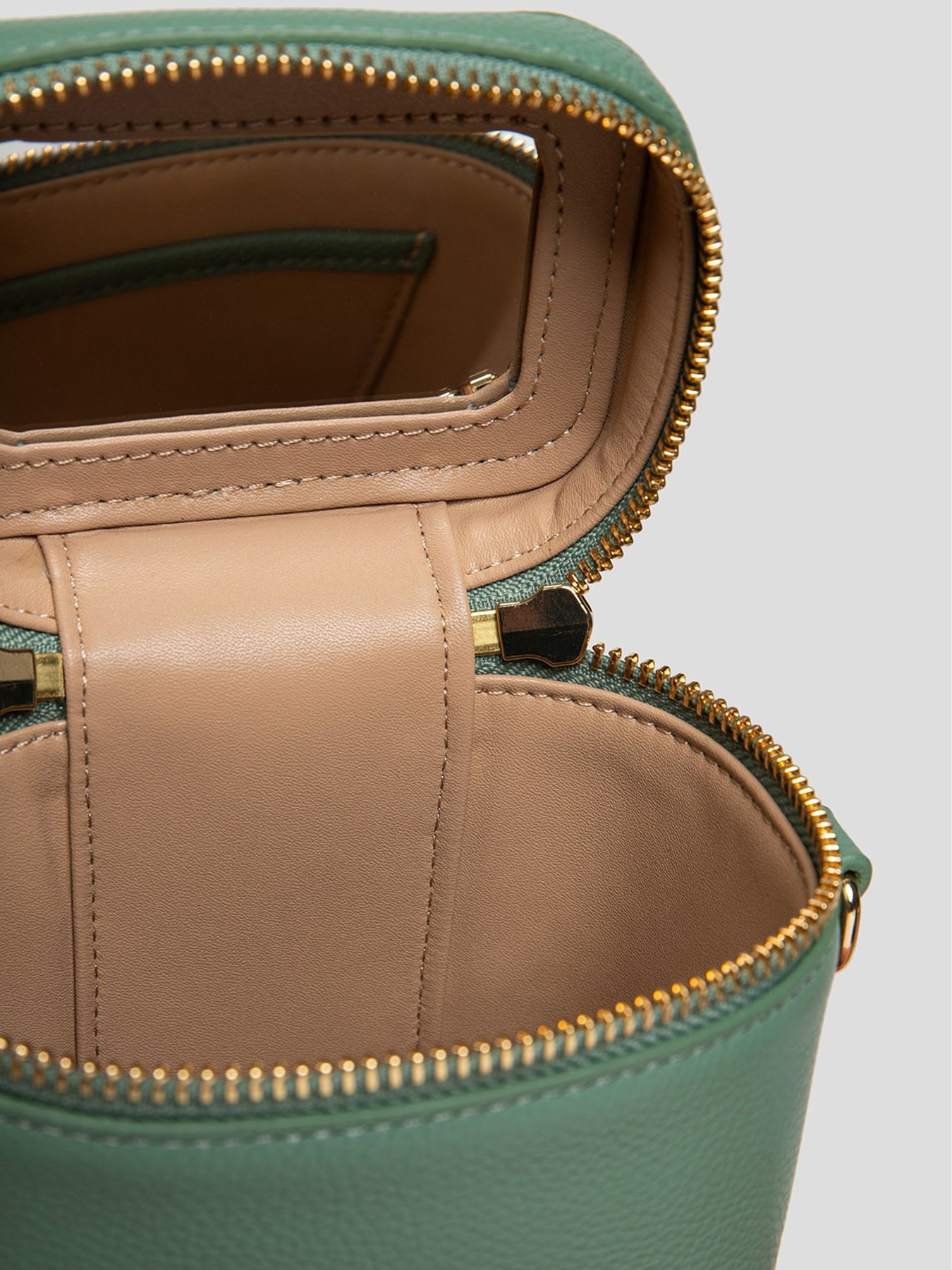 Кросс-боди LANCASTER модель 547-104-JADEANTIC Фото