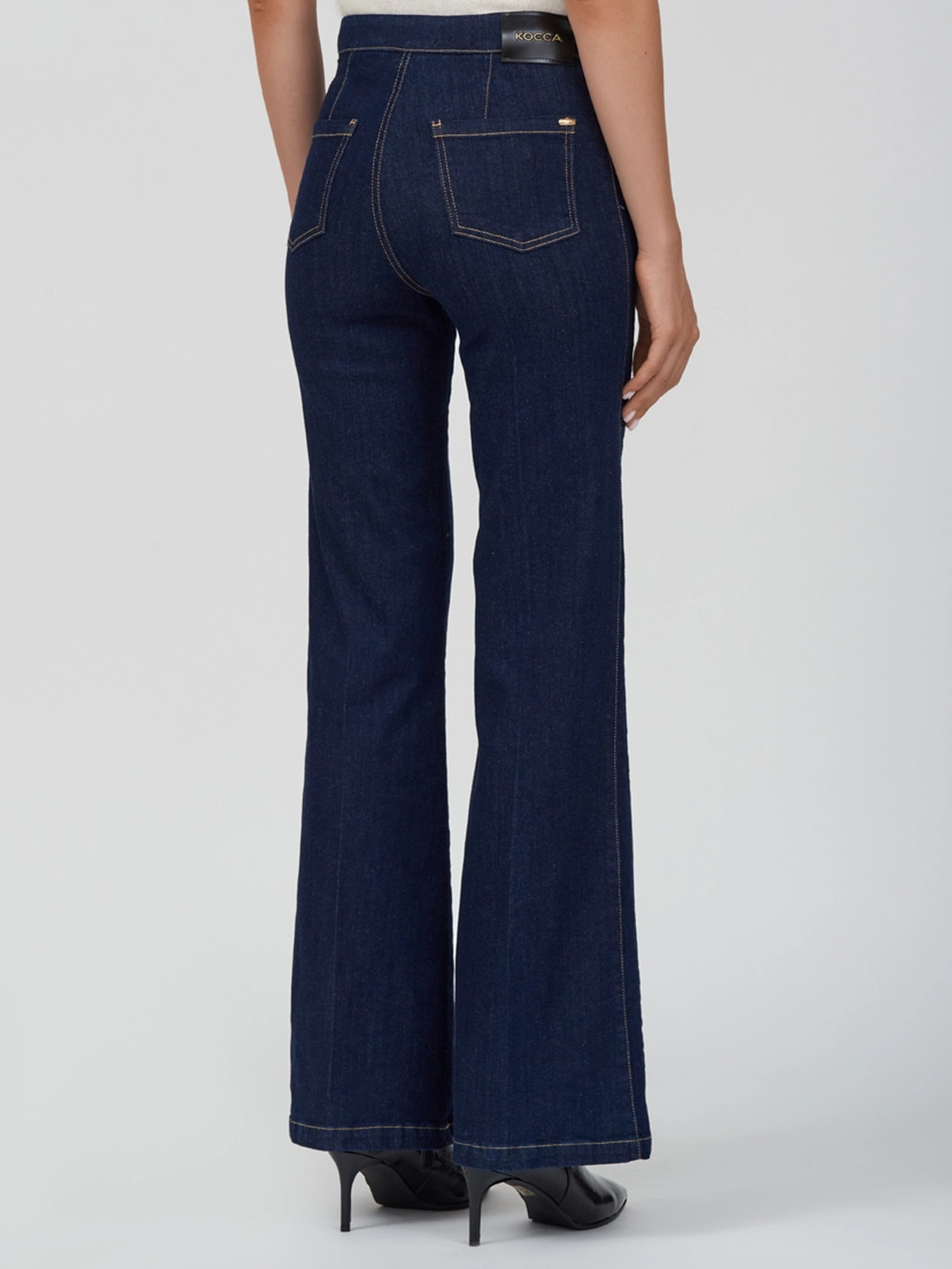 Джинси кльош KOCCA модель A24PPD2881ABUN2065 Фото