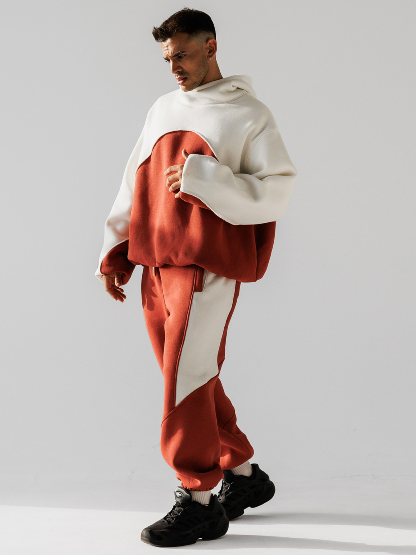 Худі IJ модель hoodie-wave-terracotta Худі IJ модель hoodie-wave-terracotta Фото