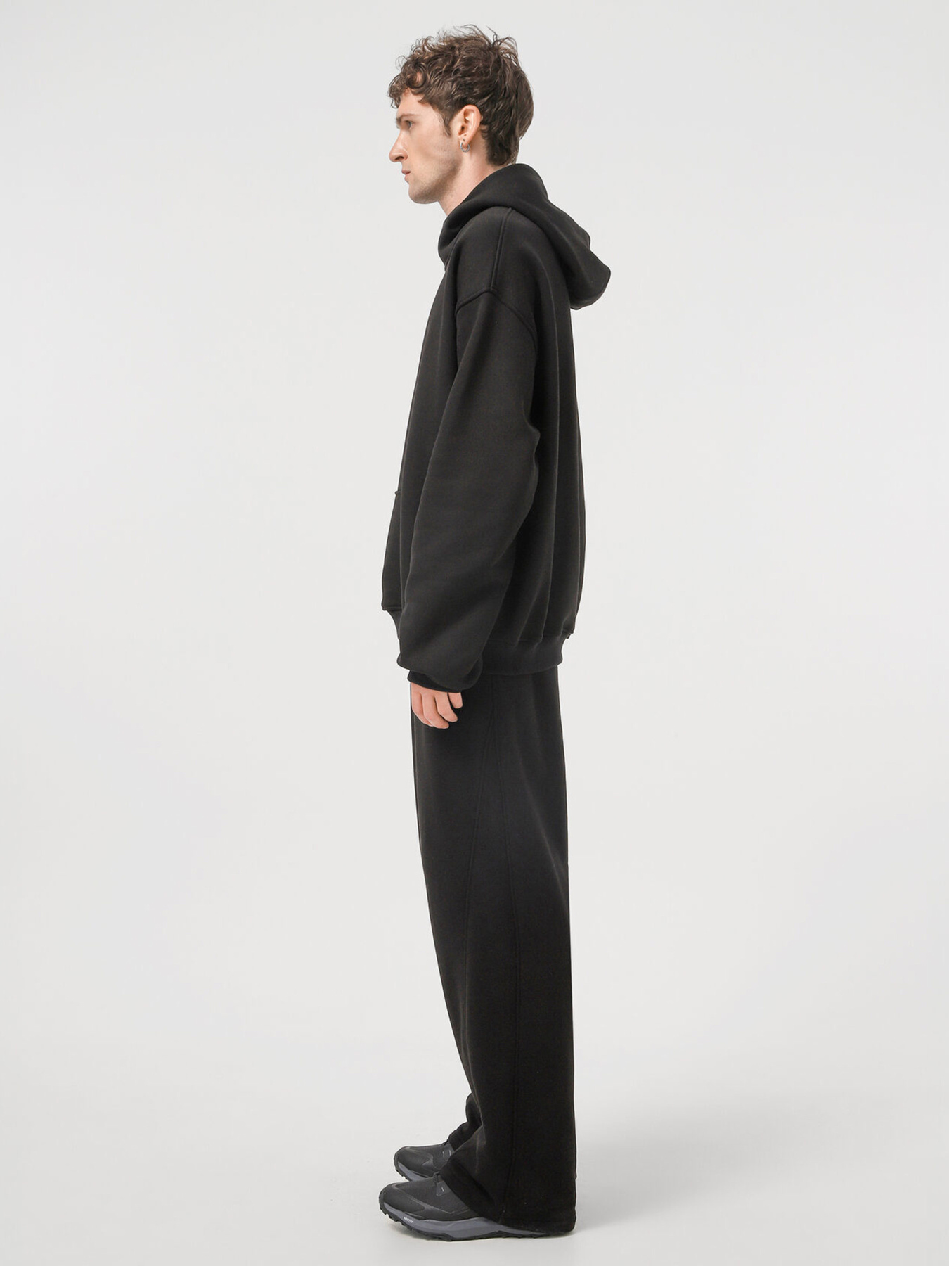 Худі та світшоти IJ модель hoodie-amongus-black Худі та світшоти IJ модель hoodie-amongus-black Фото