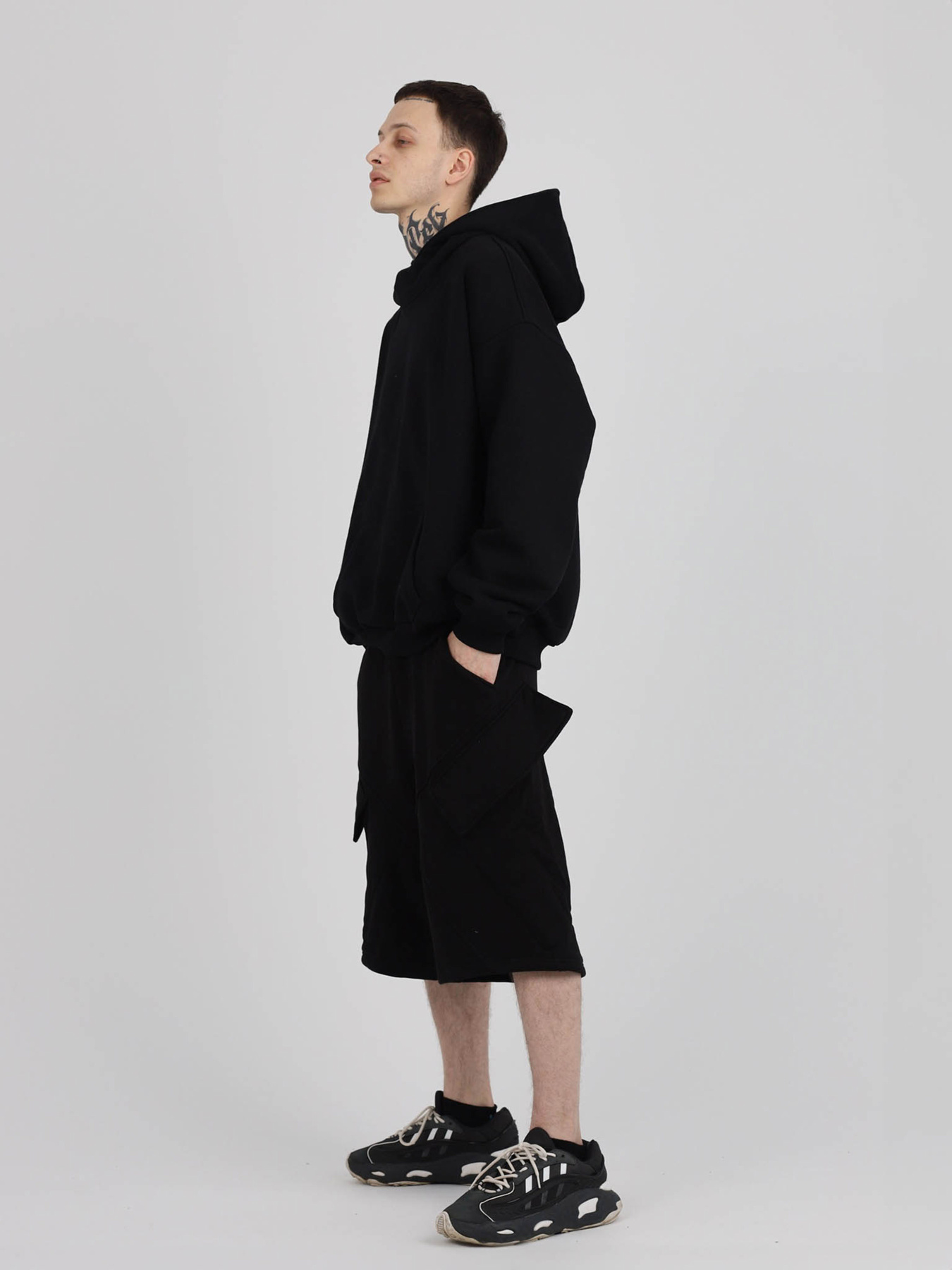 Худі IJ модель amongus-petlya-black Фото