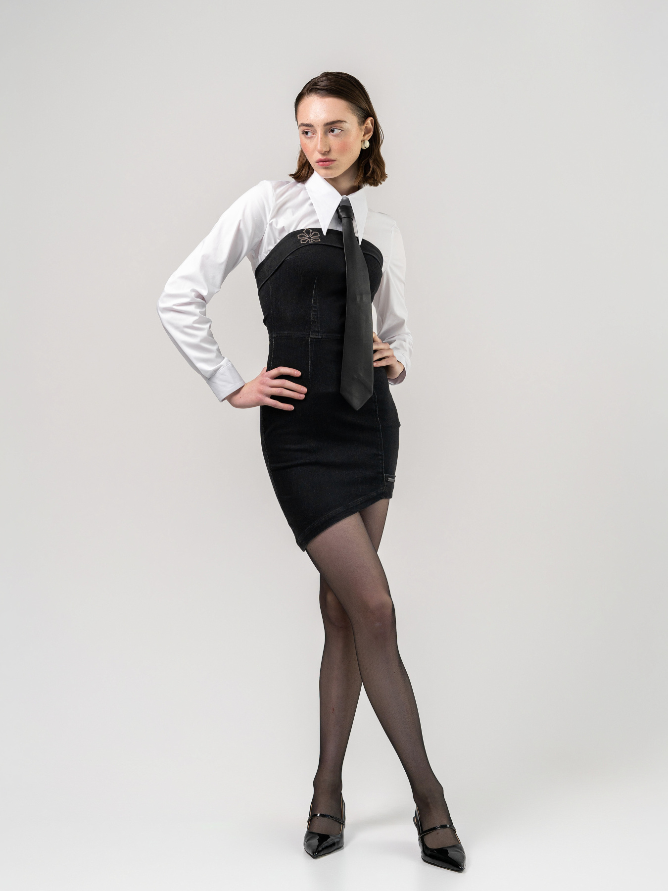 Платье мини 7/11 Seven Eleven модель SE24DrMn_B Платье мини 7/11 Seven Eleven модель SE24DrMn_B Фото