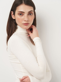 Водолазка Роза модель 240402_milk Водолазка Роза модель 240402_milk Фото