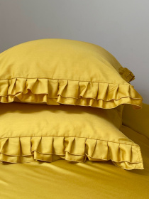 Наволочка з рюшами медова Cozy модель 9827726 Фото