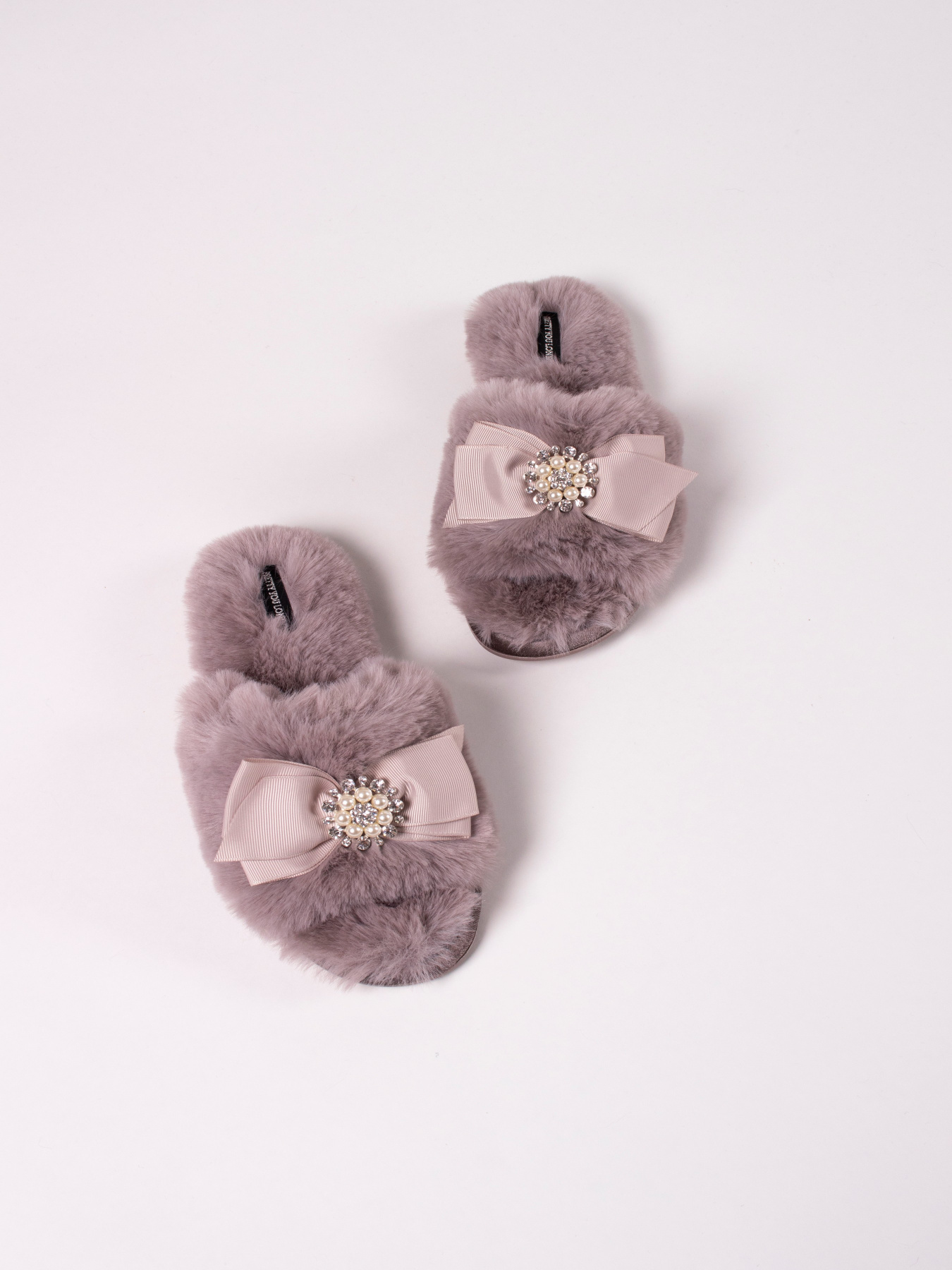 Тапки Pretty You London модель Anya Mink Фото