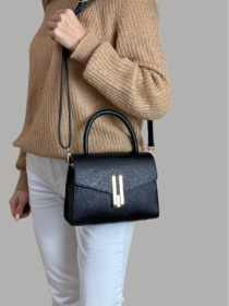 Кросс-боди Bella Bertucci модель 9025-05-32 Кросс-боди Bella Bertucci модель 9025-05-32 Фото