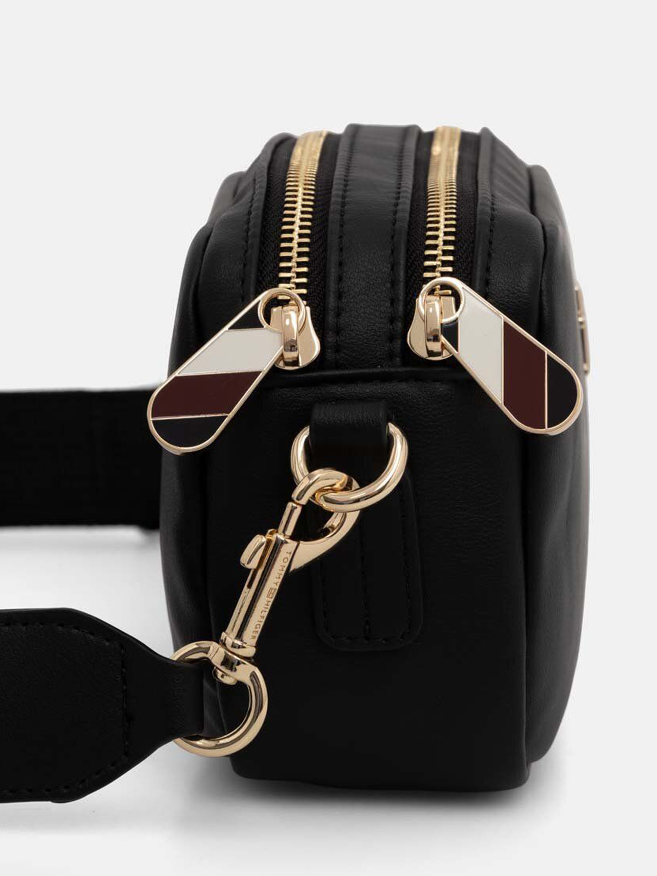 Сумки Tommy Hilfiger модель AW0AW16475-BDS Фото