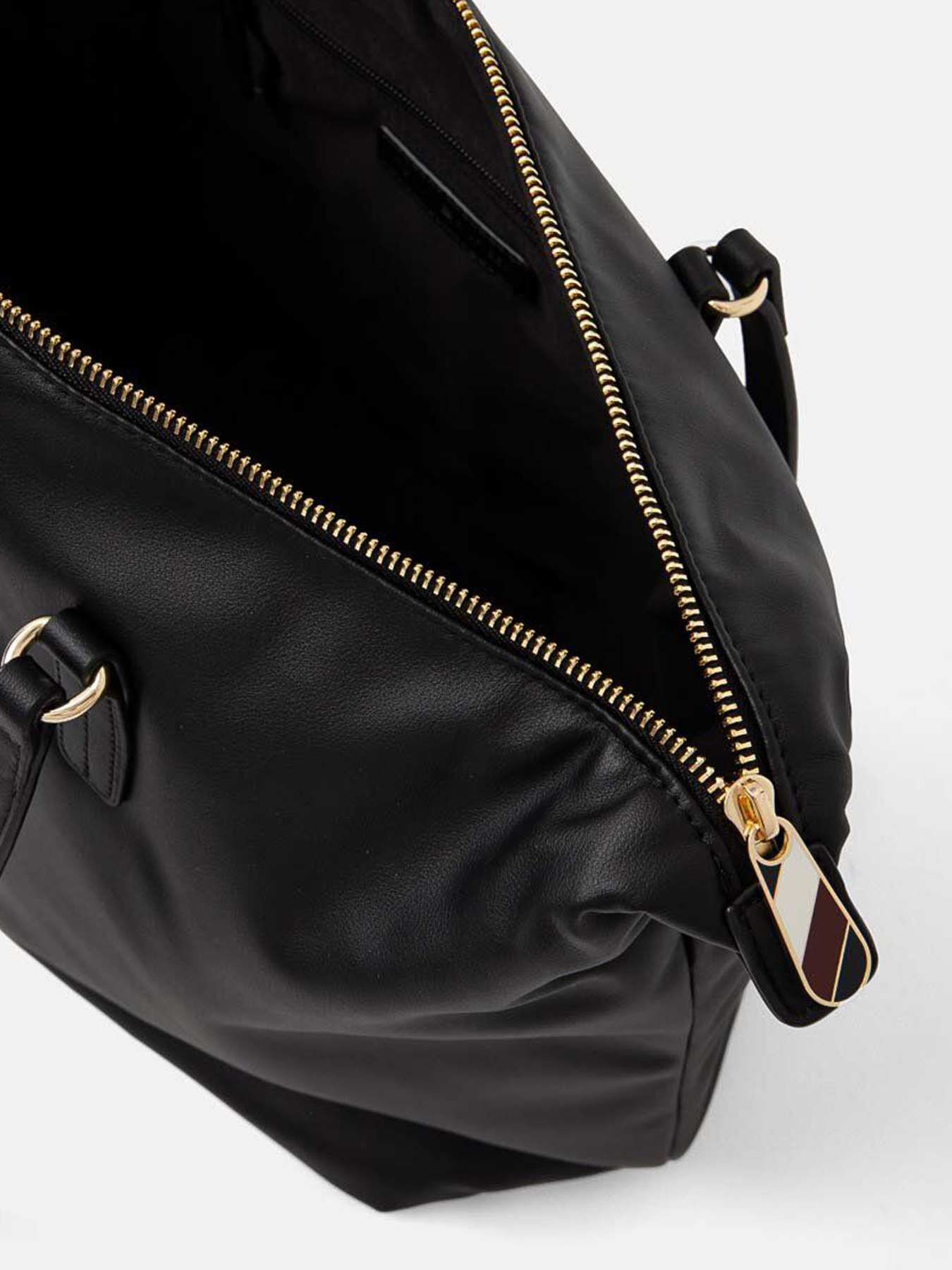 Сумки Tommy Hilfiger модель AW0AW16477-BDS Фото