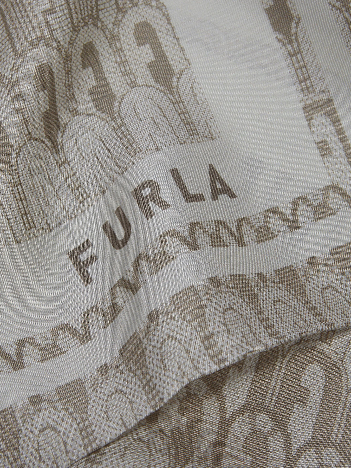 Платок Furla модель WT00021BX25091704S4401 Фото