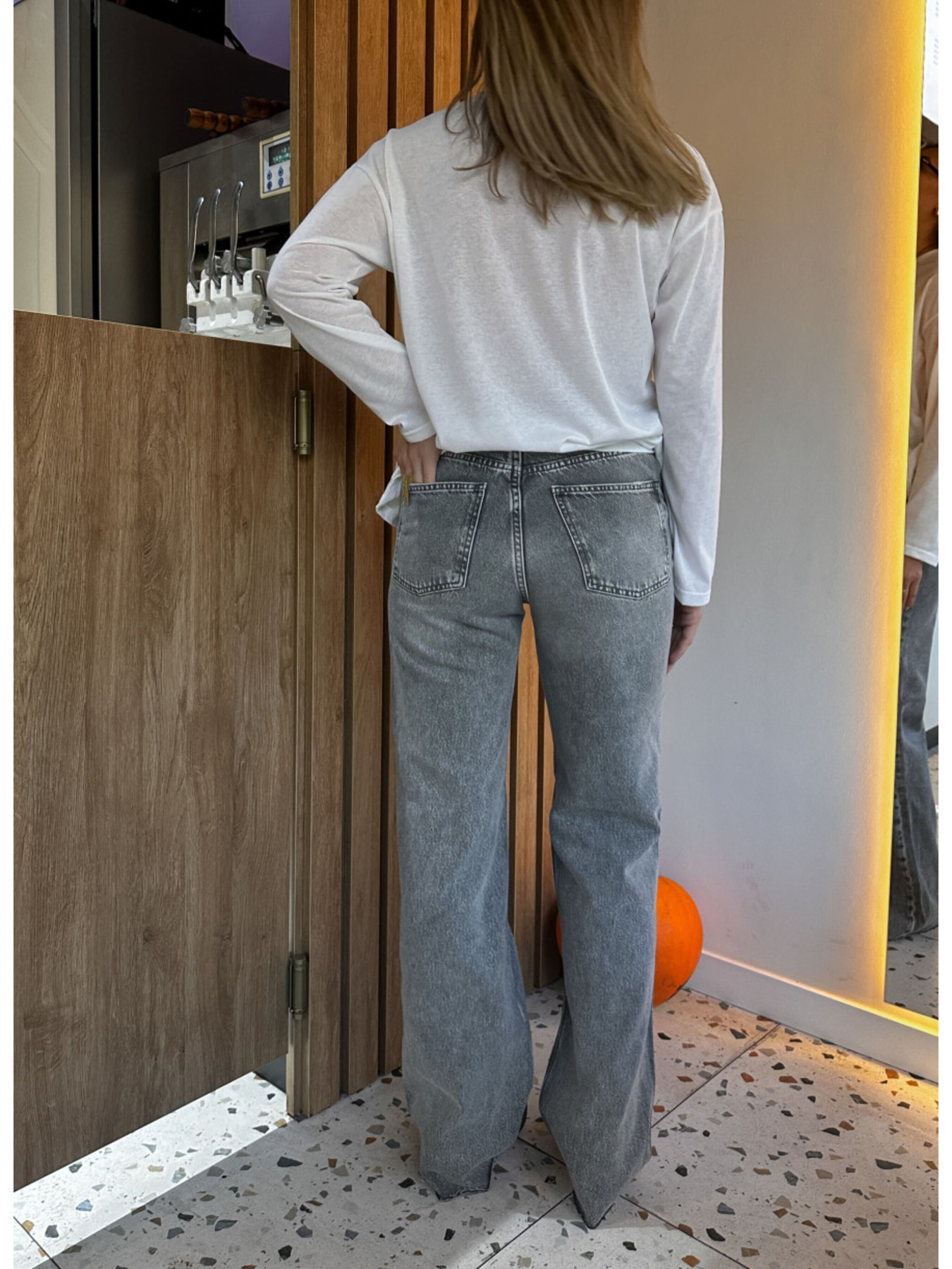 Широкі джинси Twice модель 2452428 Фото