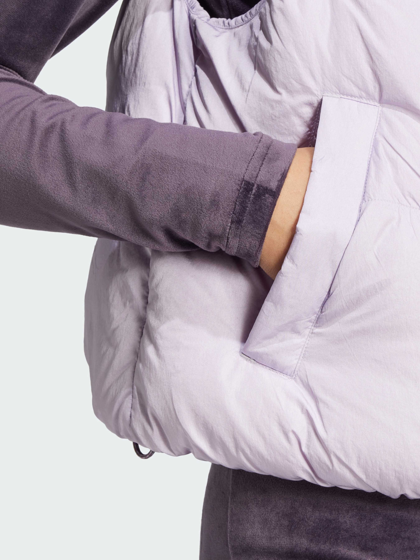 Утеплений жилет Adidas модель IW8366 Фото